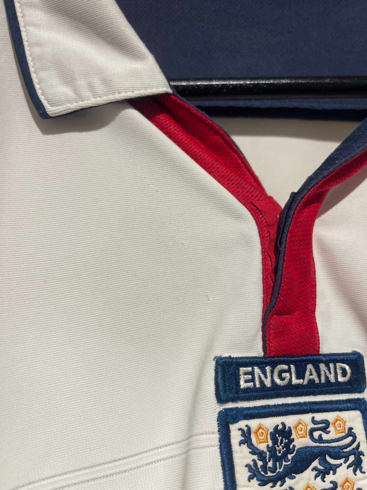 England 2004 Home Kit. #8 Scholes. (XL).