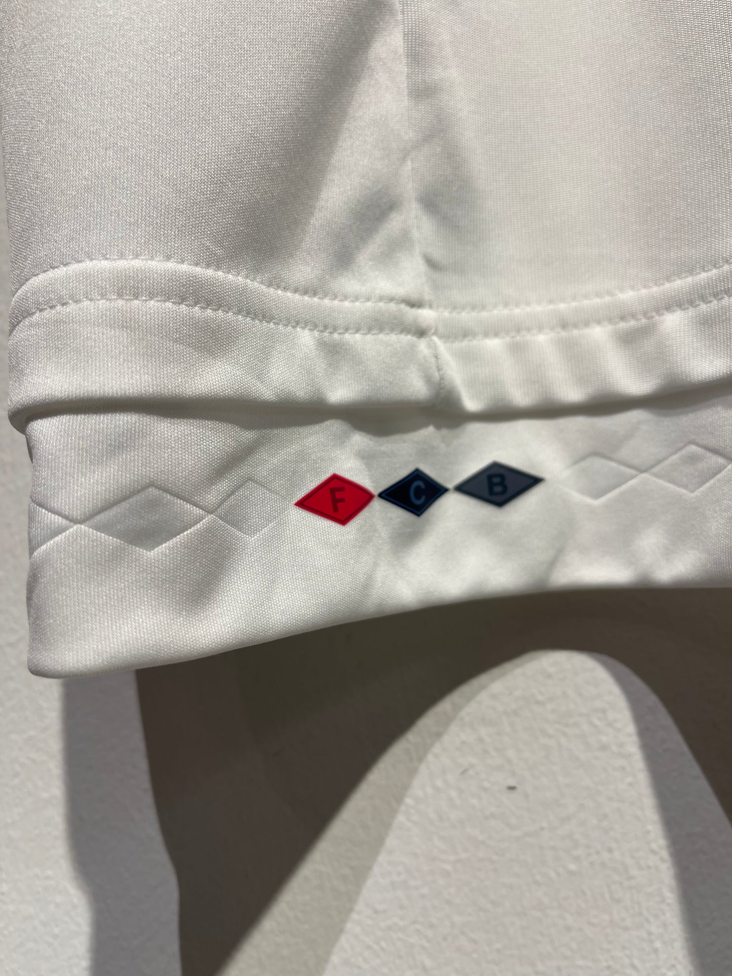 Bayern München 2015-16 Away Kit. #10 Robben. (XL)