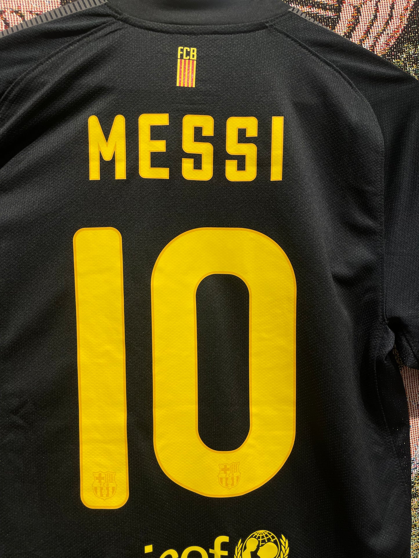 FC Barcelona 2011-12 Away Kit. #10 Messi. (M)