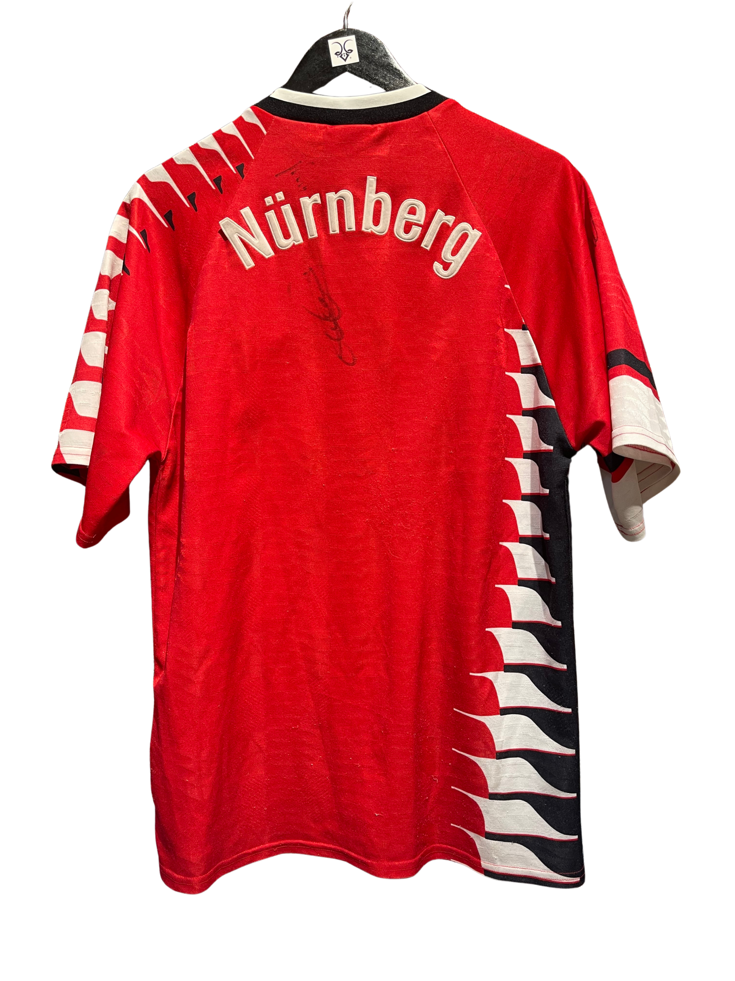 1. FC Nürnberg 1994-95 Home Kit. (M) (Signed).