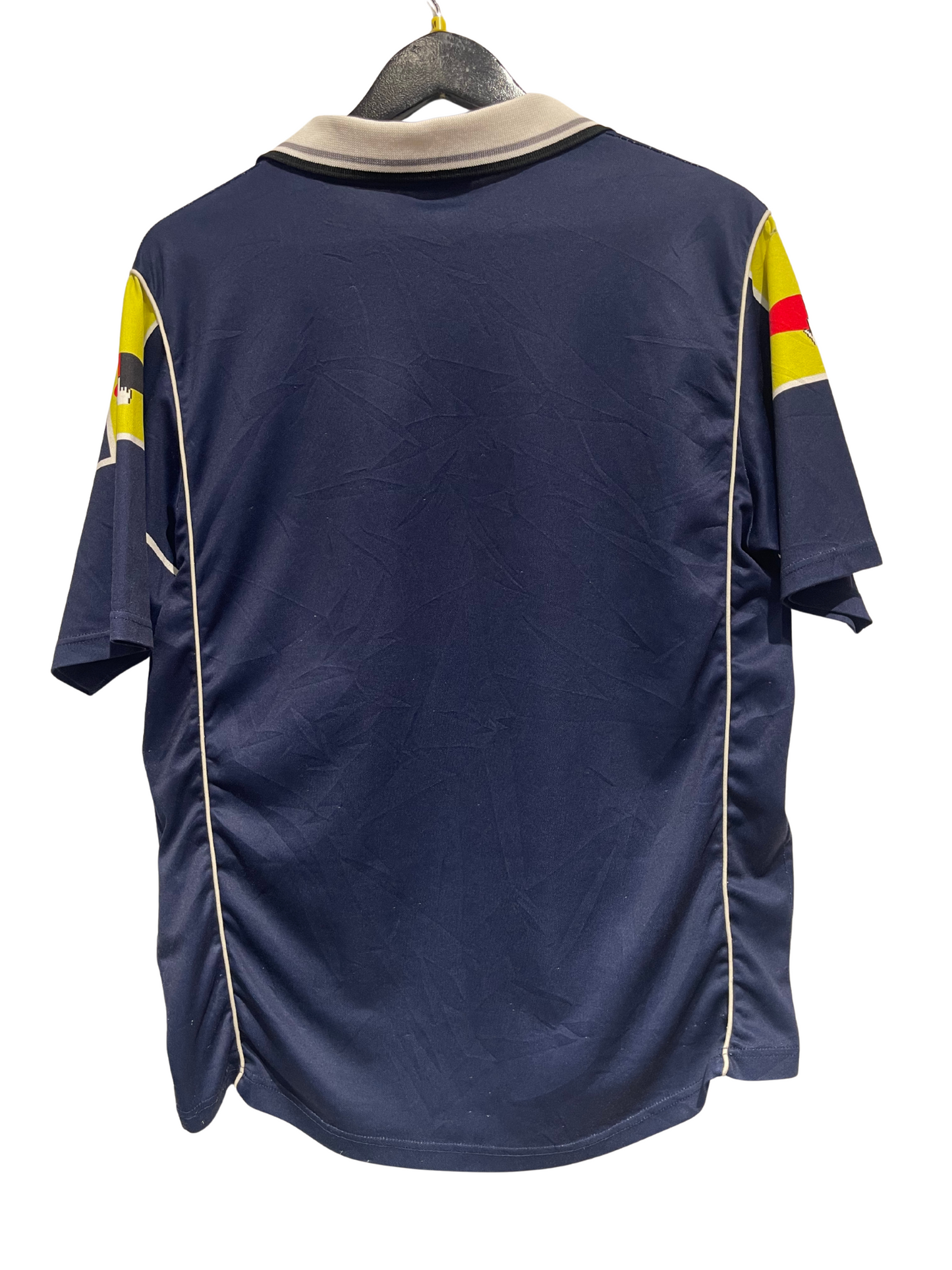 Juventus 2000-01 Third Kit. (M)