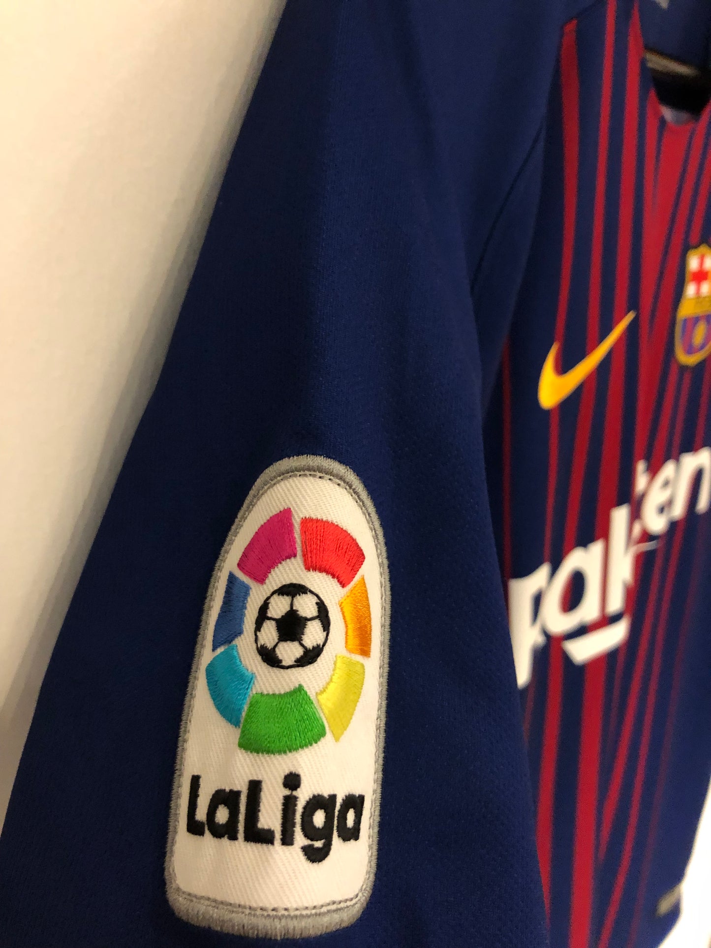 FC Barcelona 2017-18 Home Kit. (M)