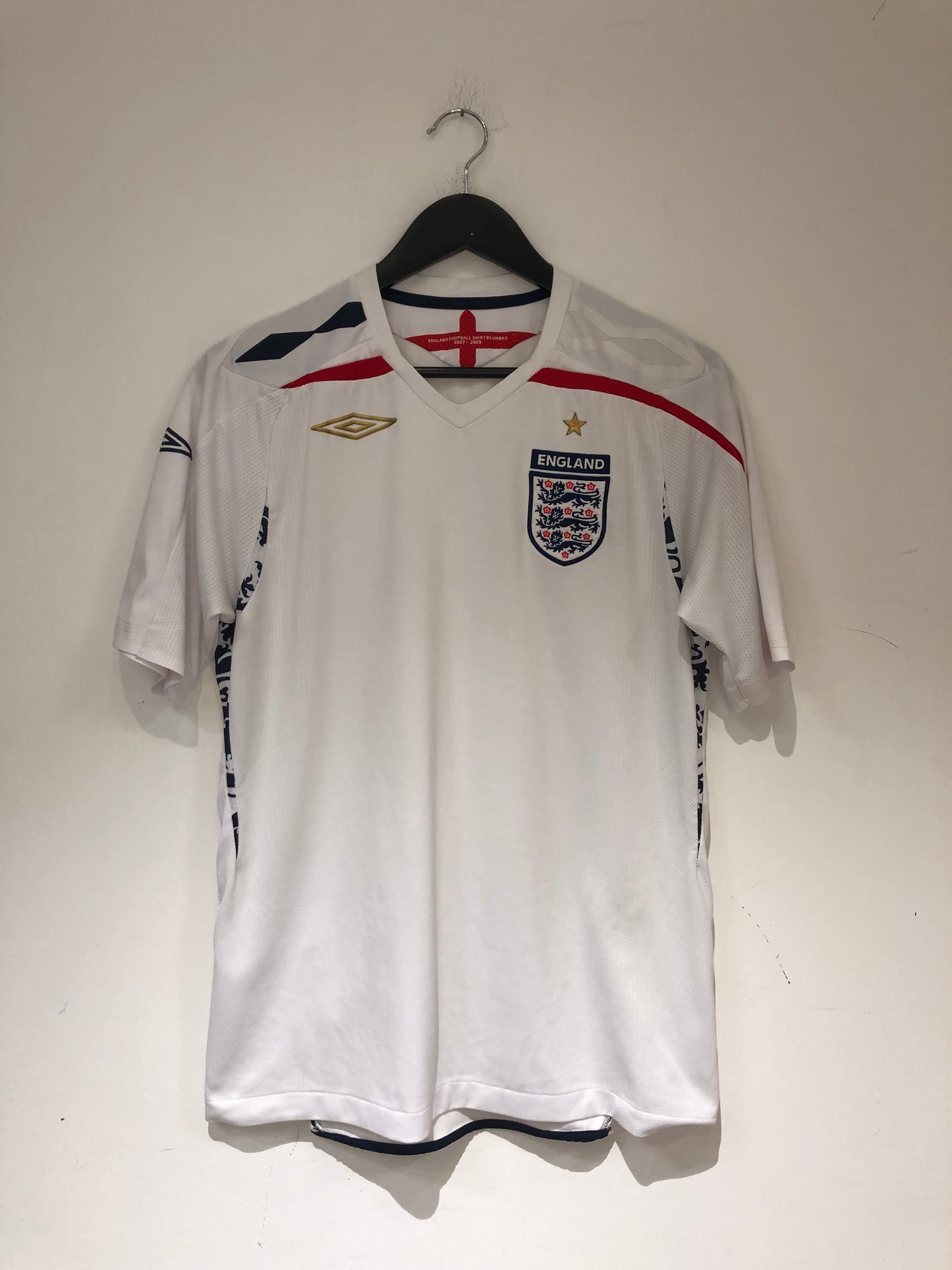 England 2007-09 Home Kit. (M)