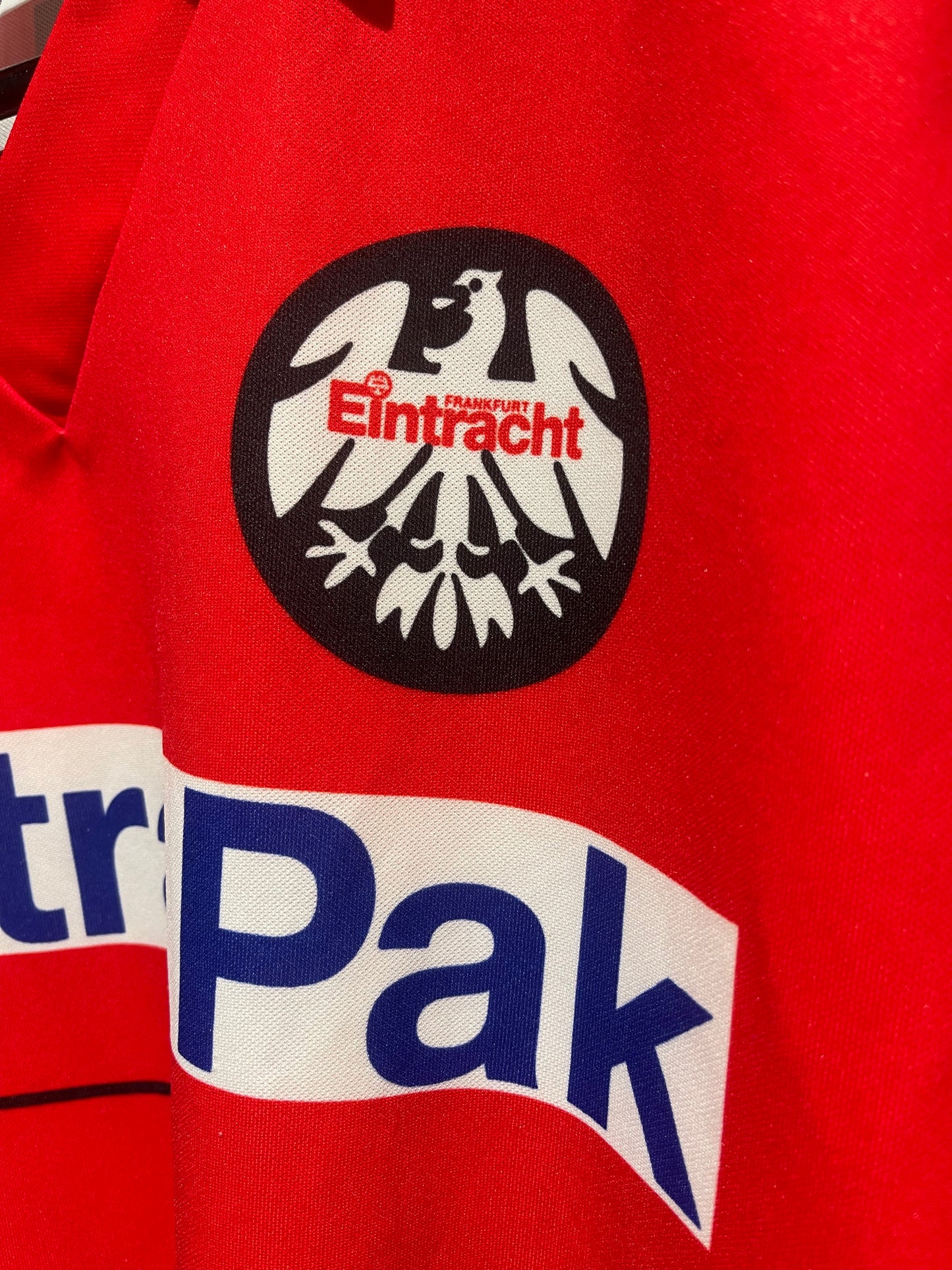 Eintracht Frankfurt 1993-95 Home Kit. (S)