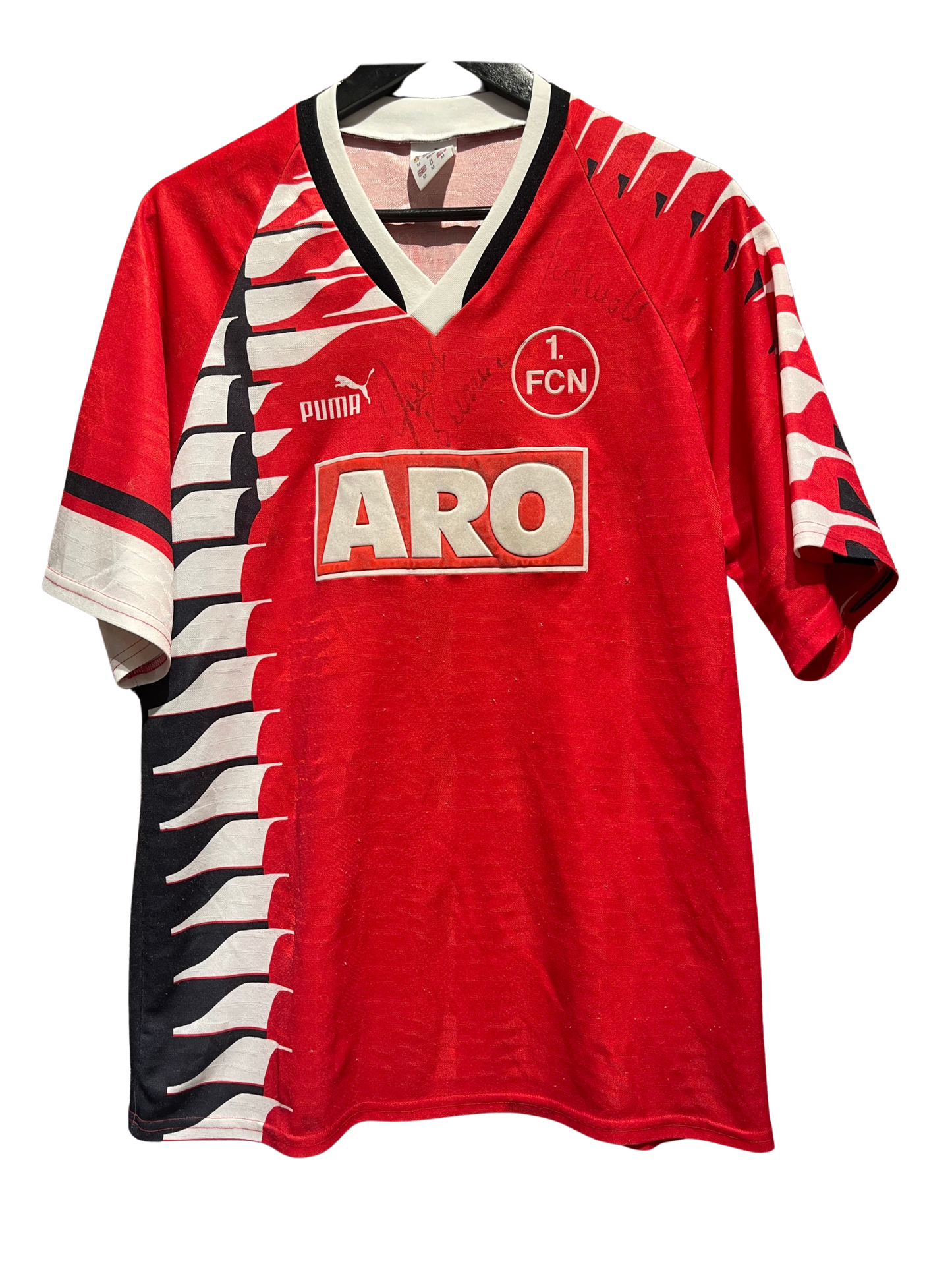 1. FC Nürnberg 1994-95 Home Kit. (M) (Signed).