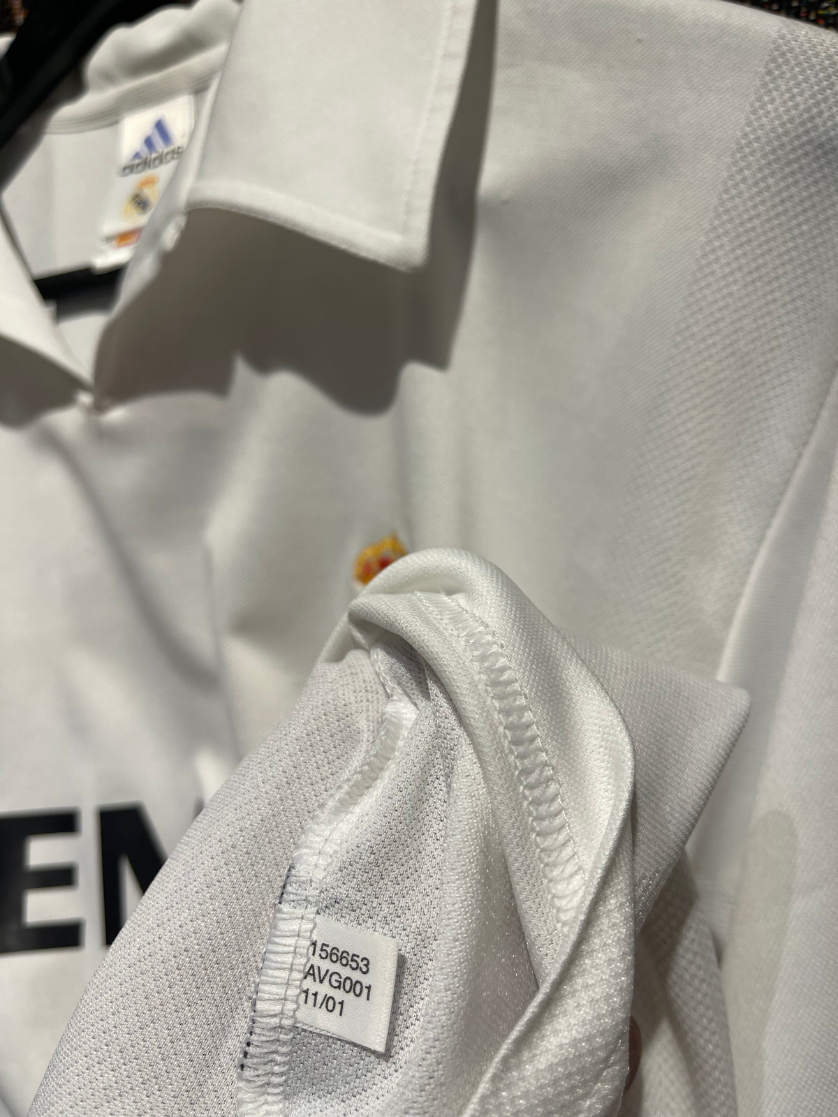 Real Madrid 2001-02 Home Kit. #11 Ronaldo.(M)