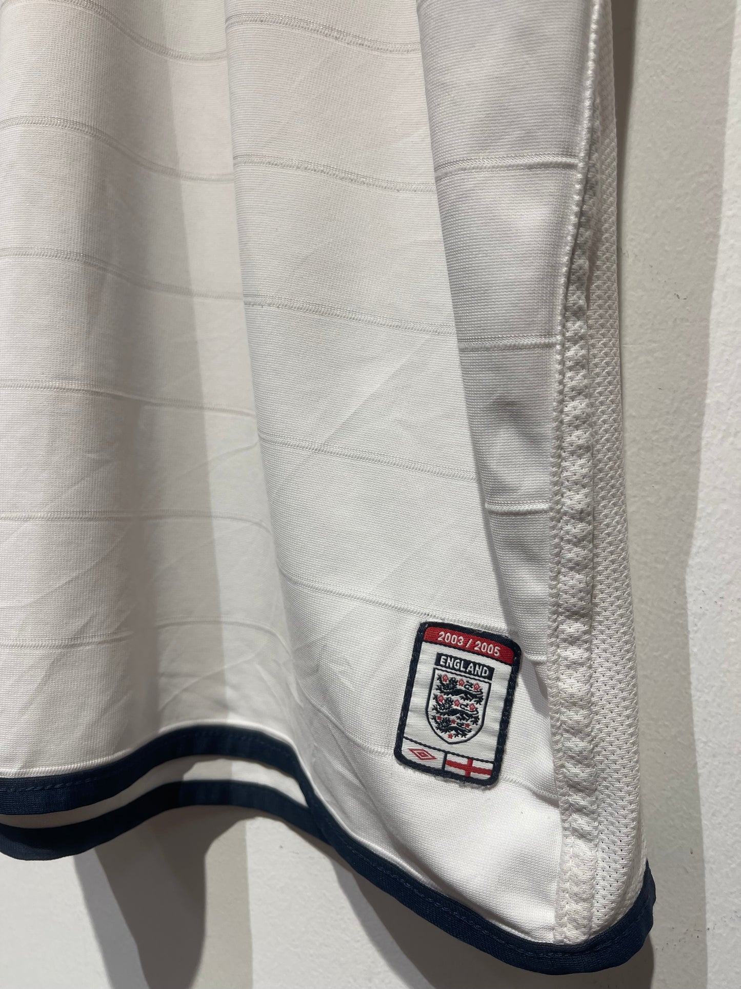 England 2004 Home Kit. #8 Scholes. (XL).