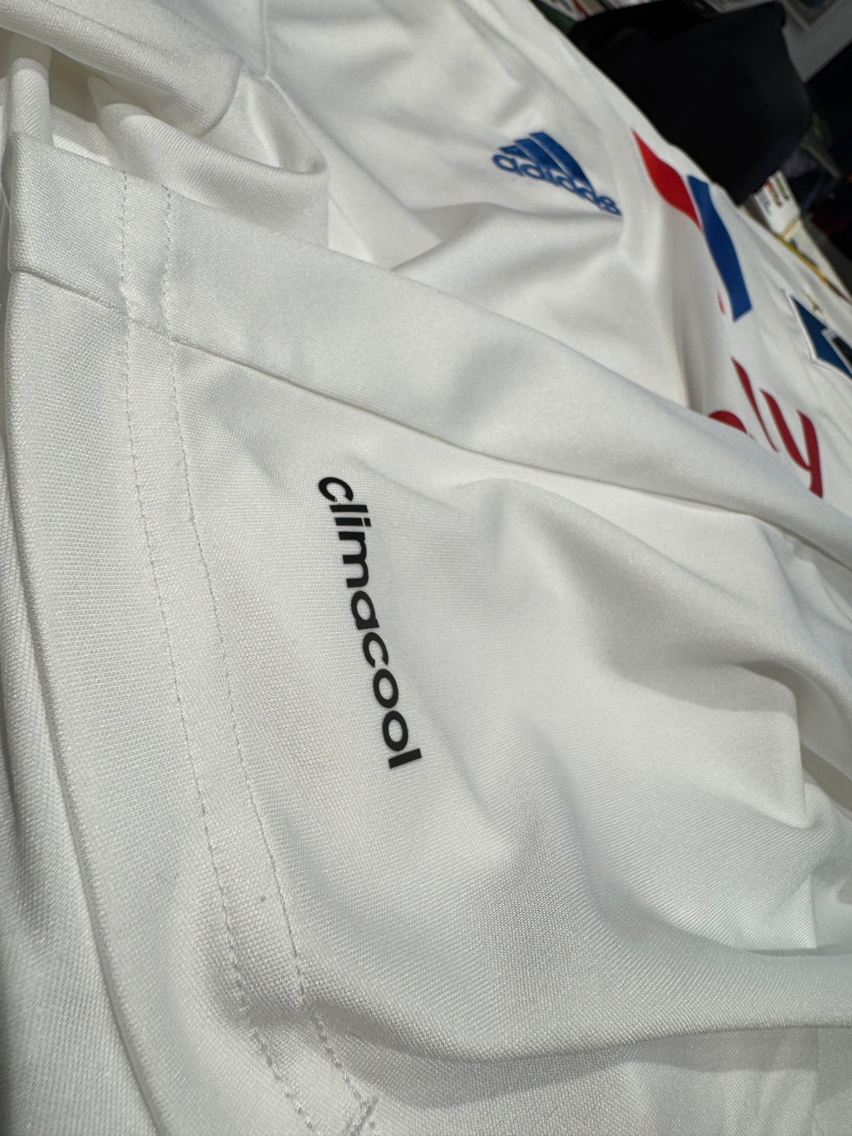 Hamburger SV 2014-15 Home Kit. #8 Olić. (M)