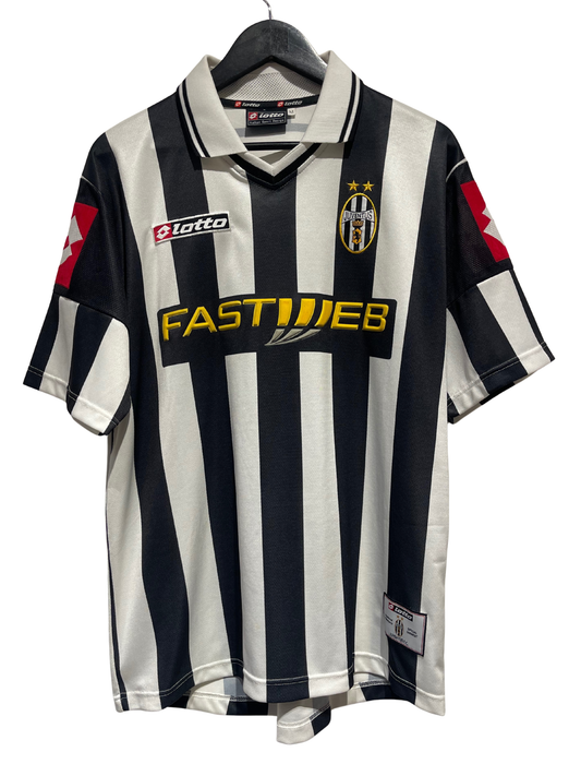 Juventus FC 2001-02 Home Kit. (M)