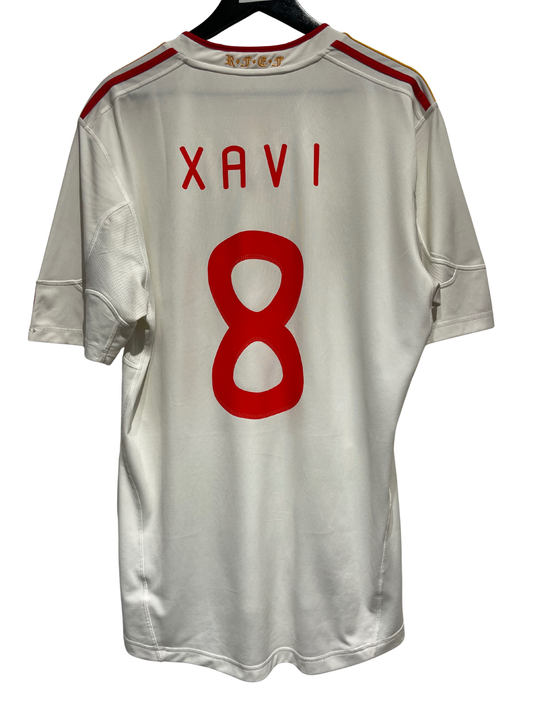 Spain 2010 Away Kit. #8 Xavi. (XL)