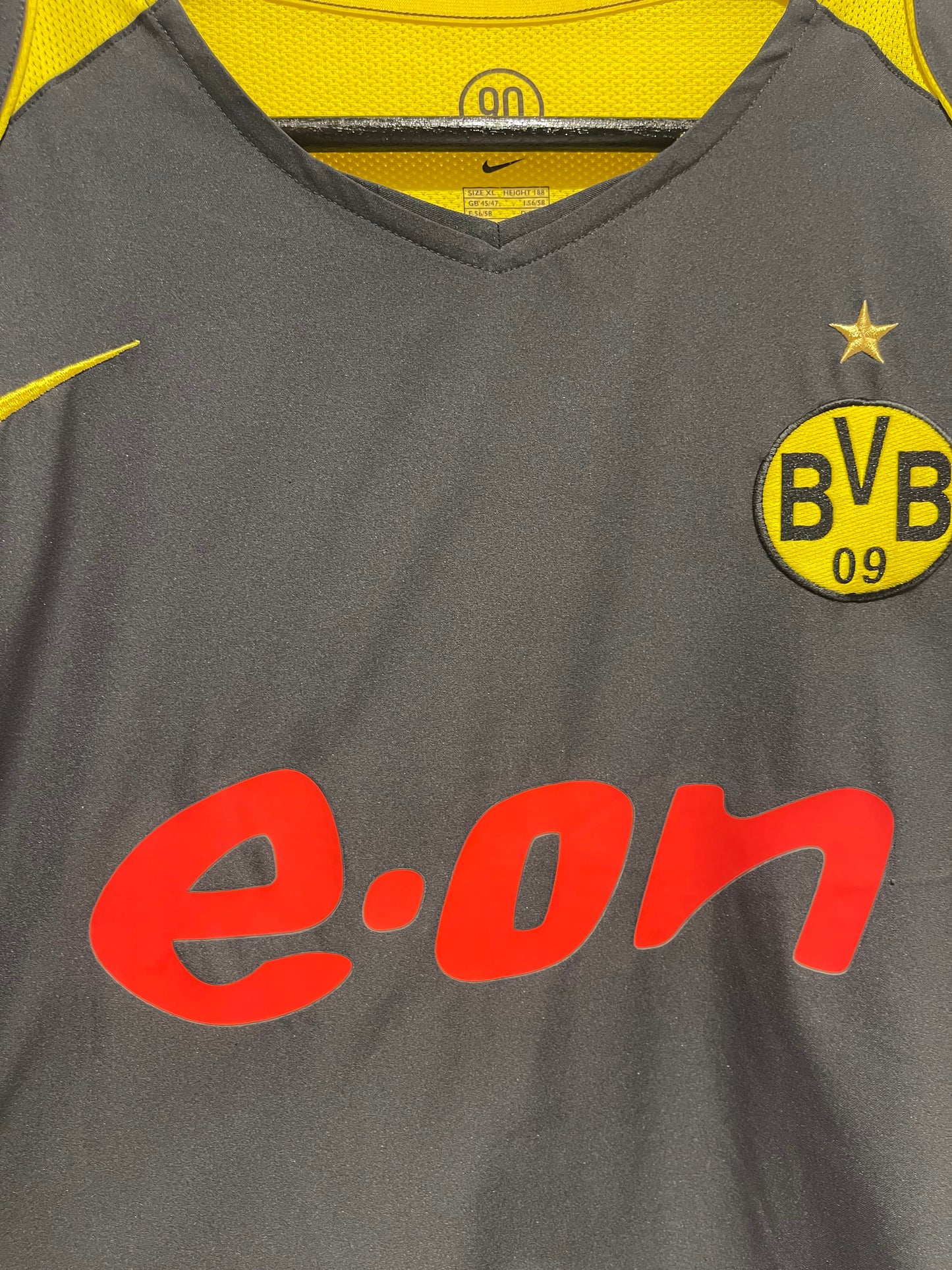 Borussia Dortmund 2004/05 Third Kit. (XL)