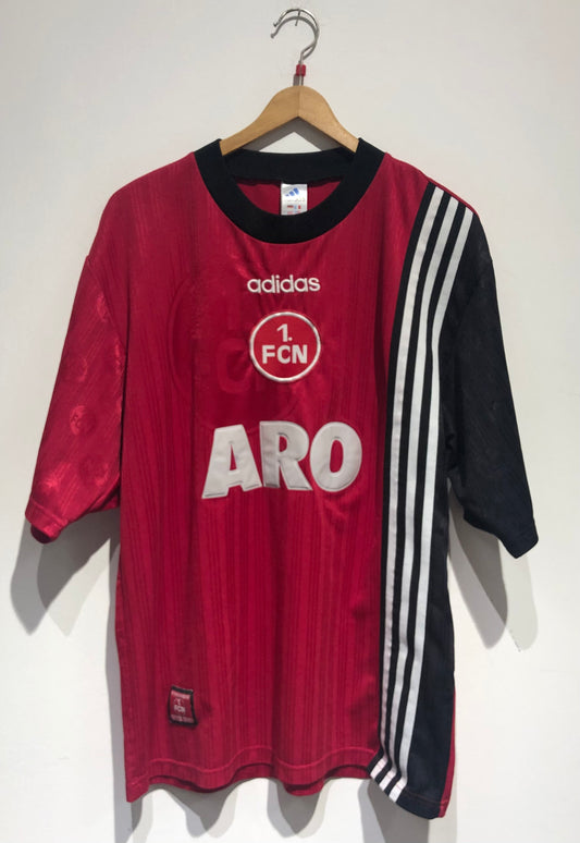FC Nürnberg 1997-98 Home Kit. (L)