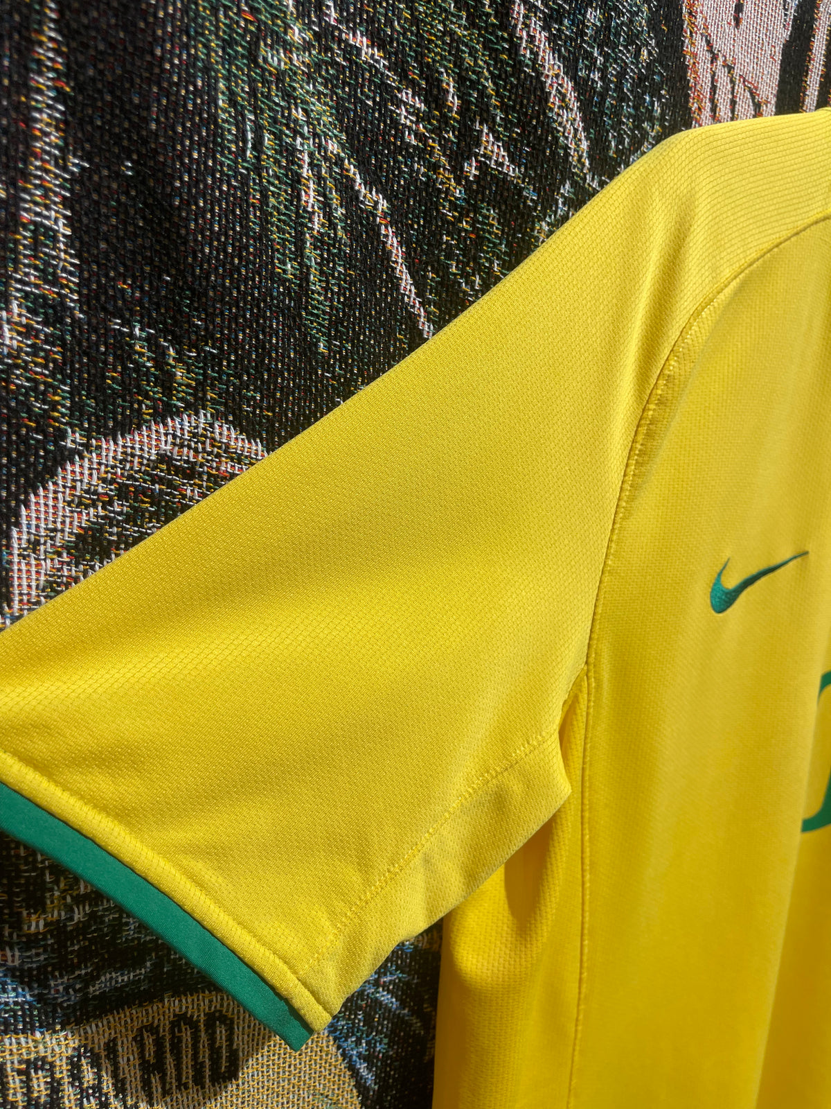 Brazil 2010 Home Kit. (L) #10 Kaká.