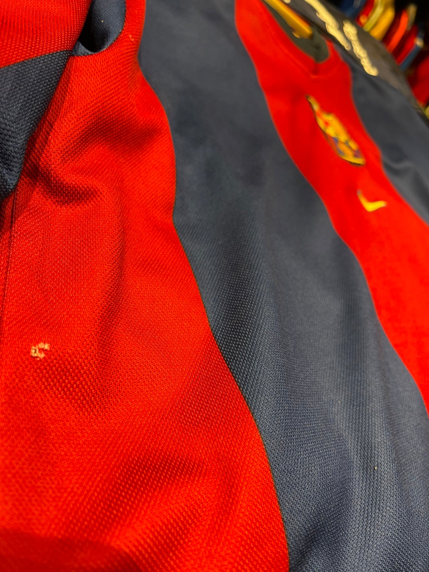 FC Barcelona 1998/99 Home Kit. (L)