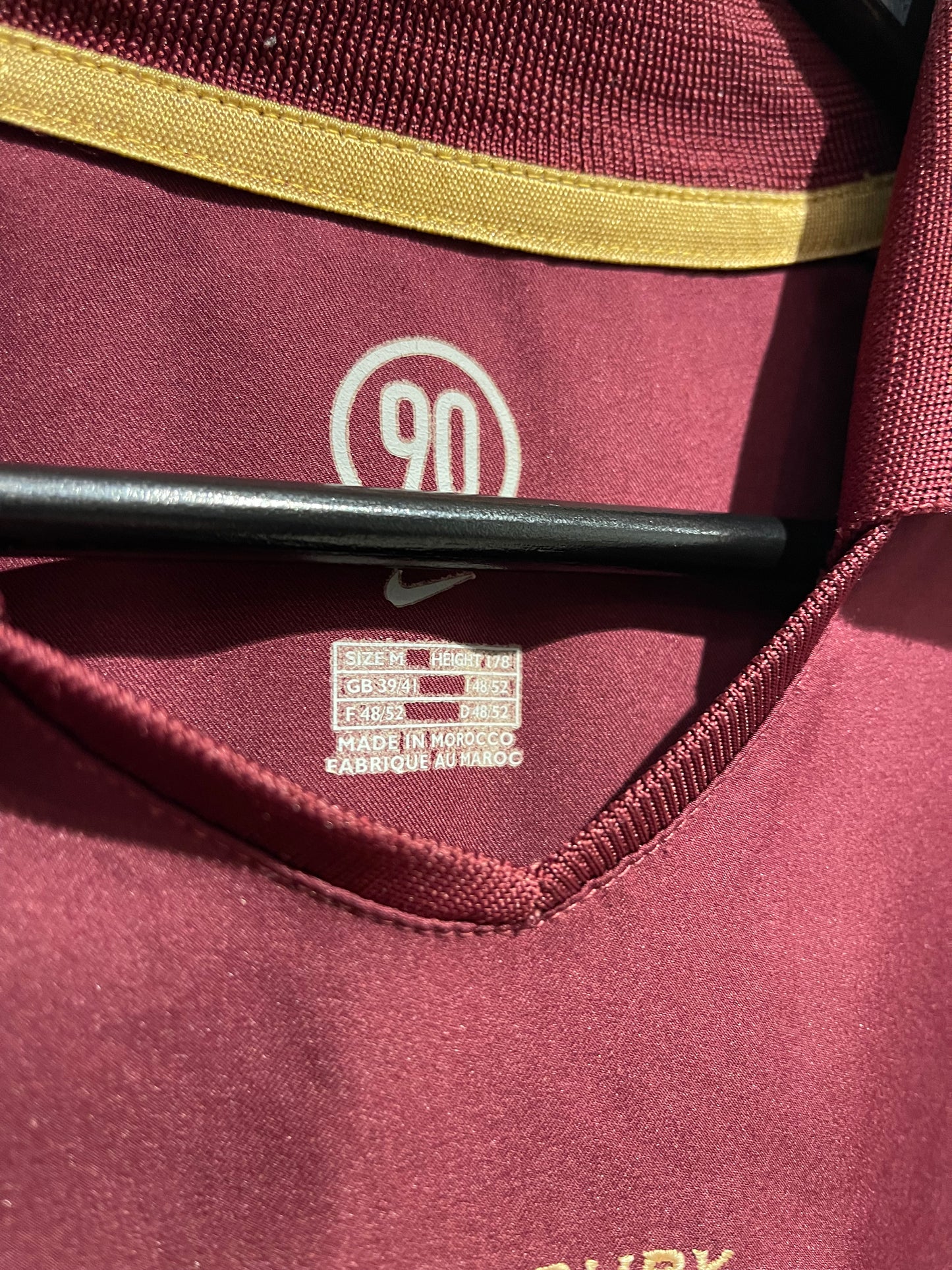 Arsenal 2005-06 Home Kit. #11 Van Persie. (M)