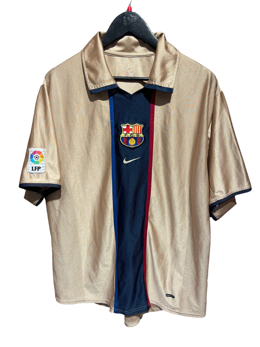 FC Barcelona 2001-02 Away Kit. (L/XL).