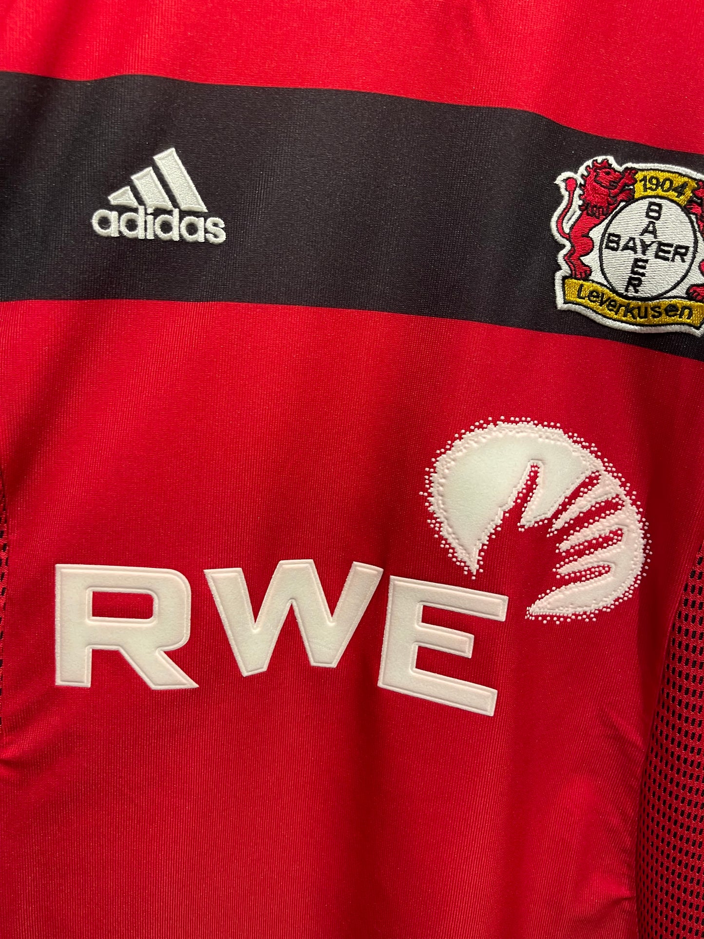 Bayer Leverkusen 2002-03 Home Kit. (XL)