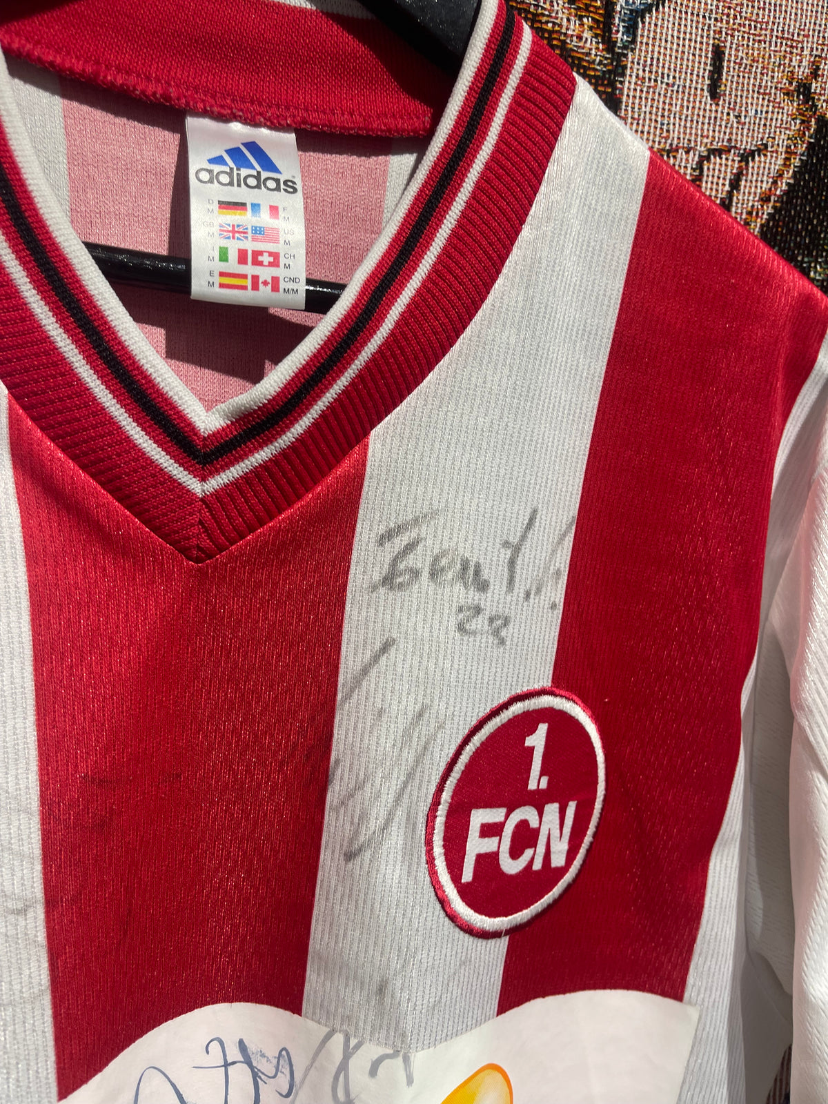 1. FC Nürnberg 1998-00 Away Kit.(M) (Signed)