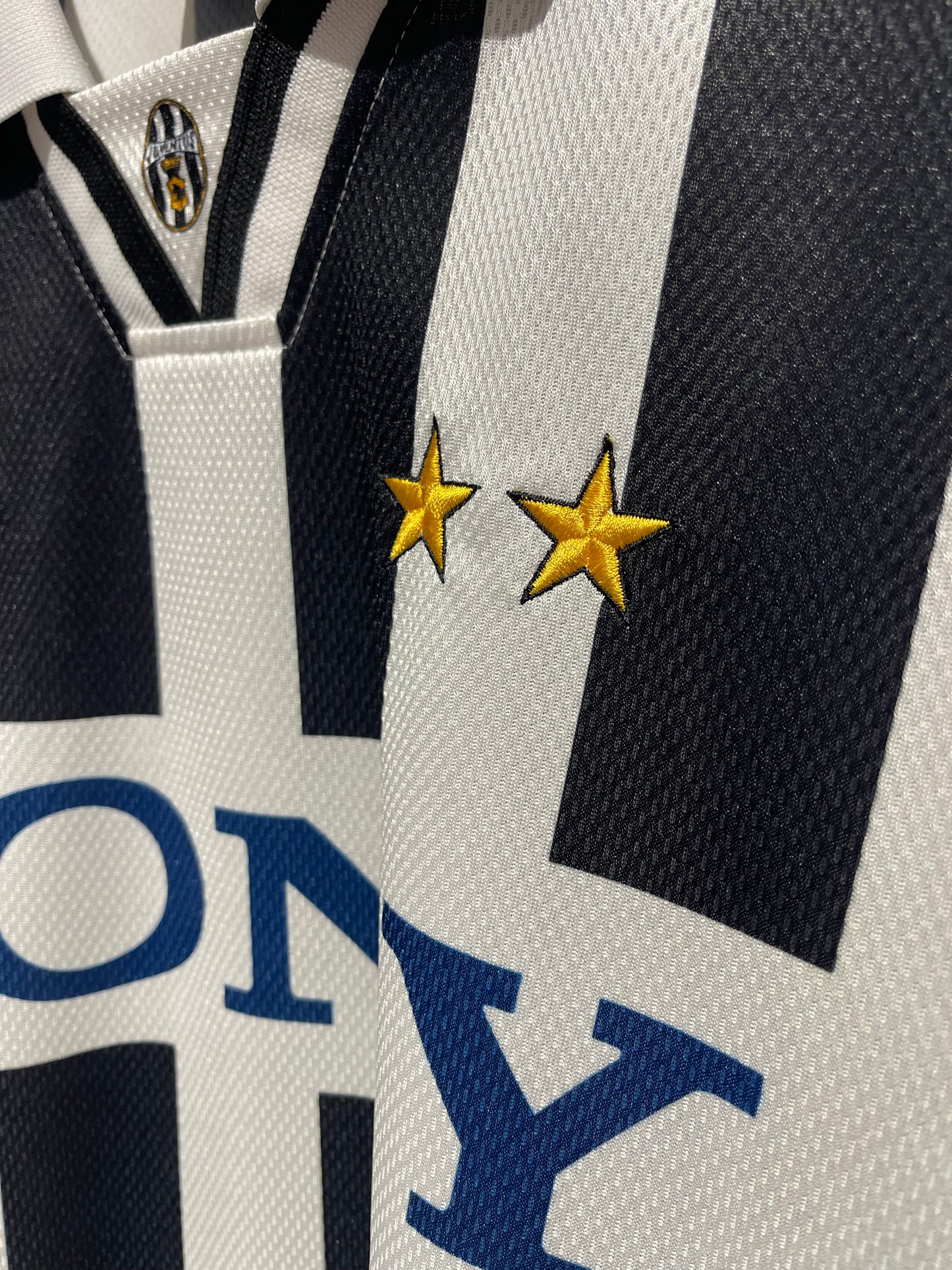 Juventus 1996-97 Home Kit.2 (M).