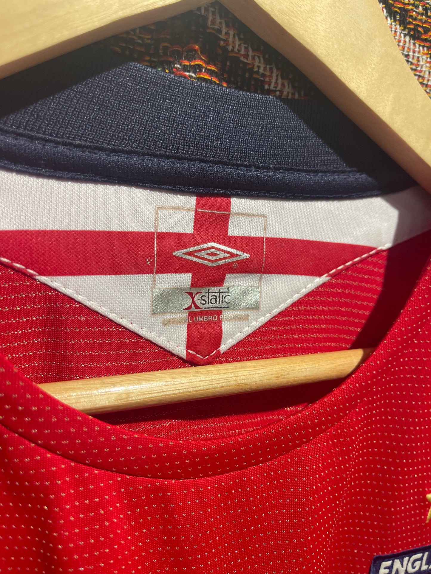 England 2004 Away Kit. (L) #7 Beckham.