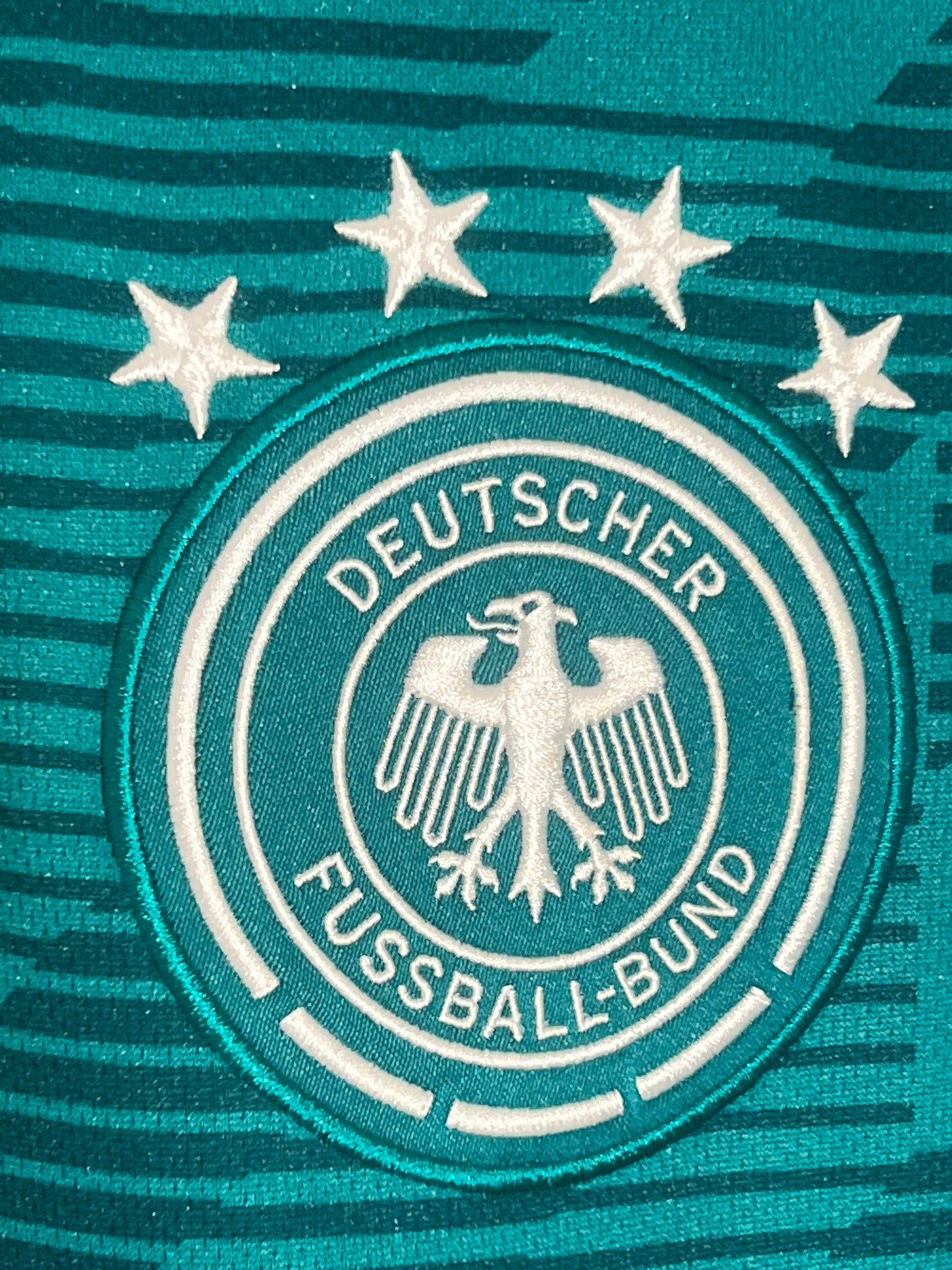 Germany 2018 Away Kit (L)