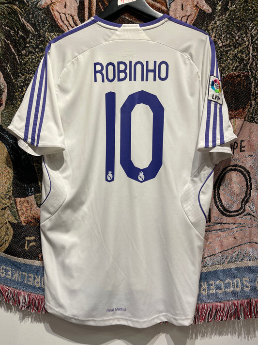 Real Madrid 2007-08 Home Kit. (L) #10 Robinho.