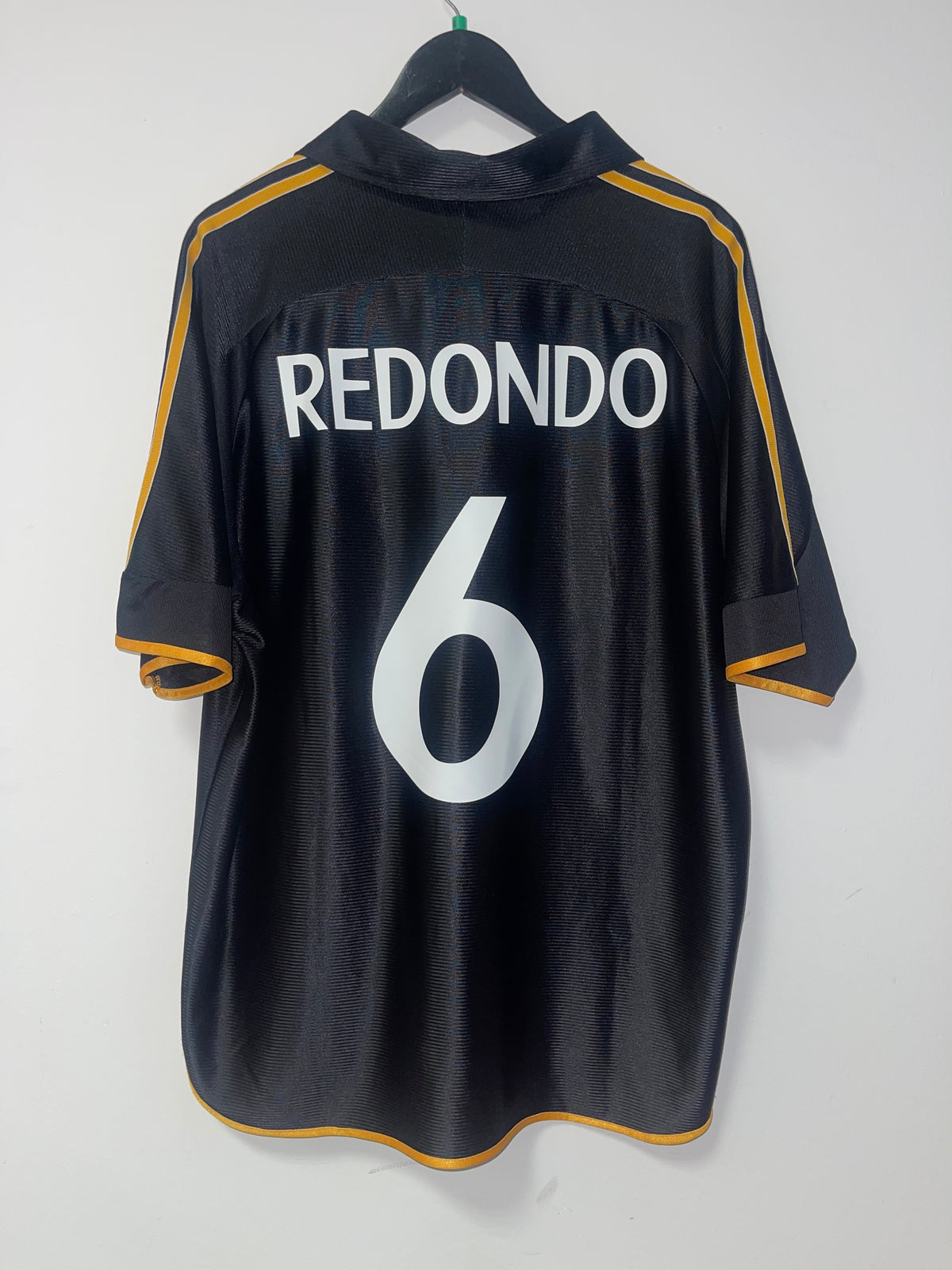 Real Madrid 1999-00 Away Kit. (XL) #6 Redondo.
