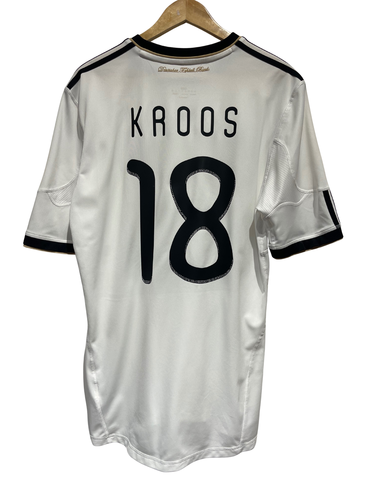 Deutschland 2010 Home Kit. #18 Kroos. (L)