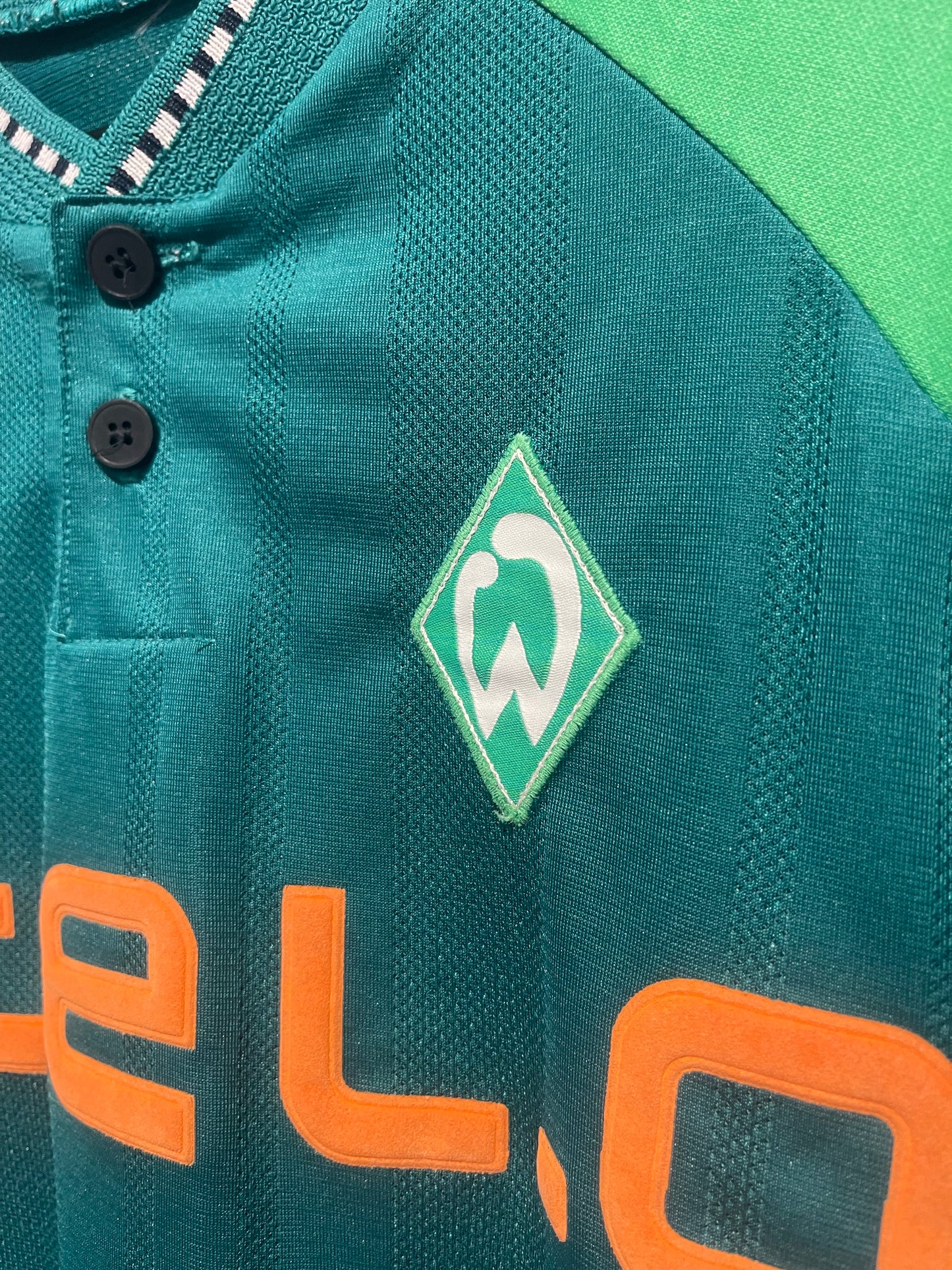 Werder Bremen 1997-98 Home Kit. (M)
