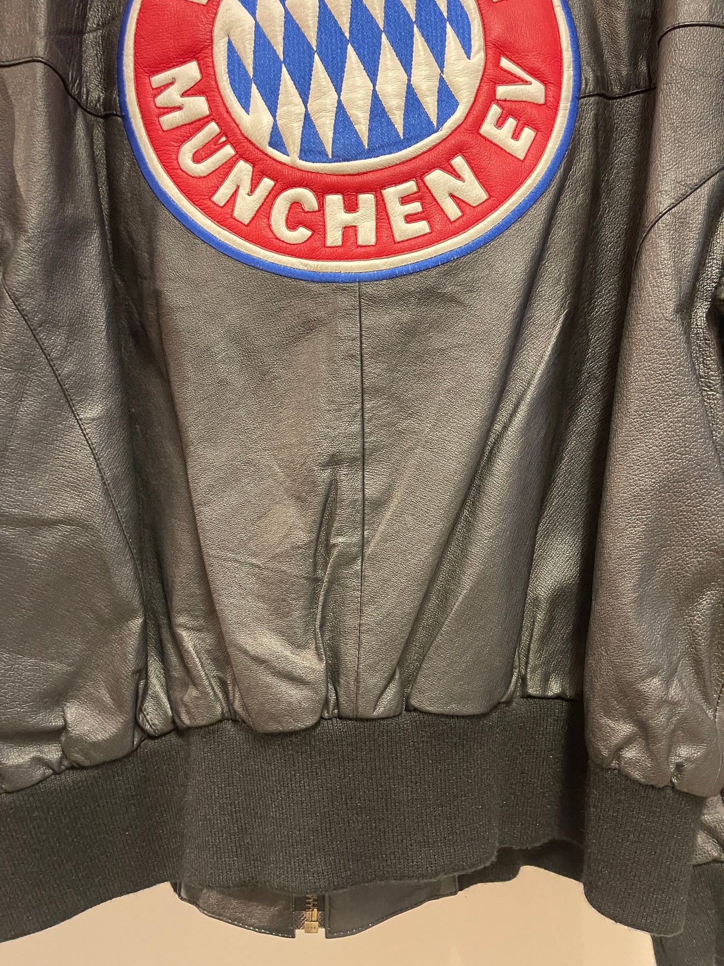 FC Bayern München 90s Leather Jacket. (L)