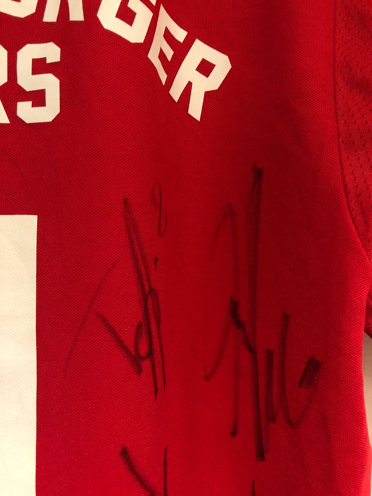 Würzburger Kickers 2017-18 Home Kit. Signed #4 Nikolau (L)