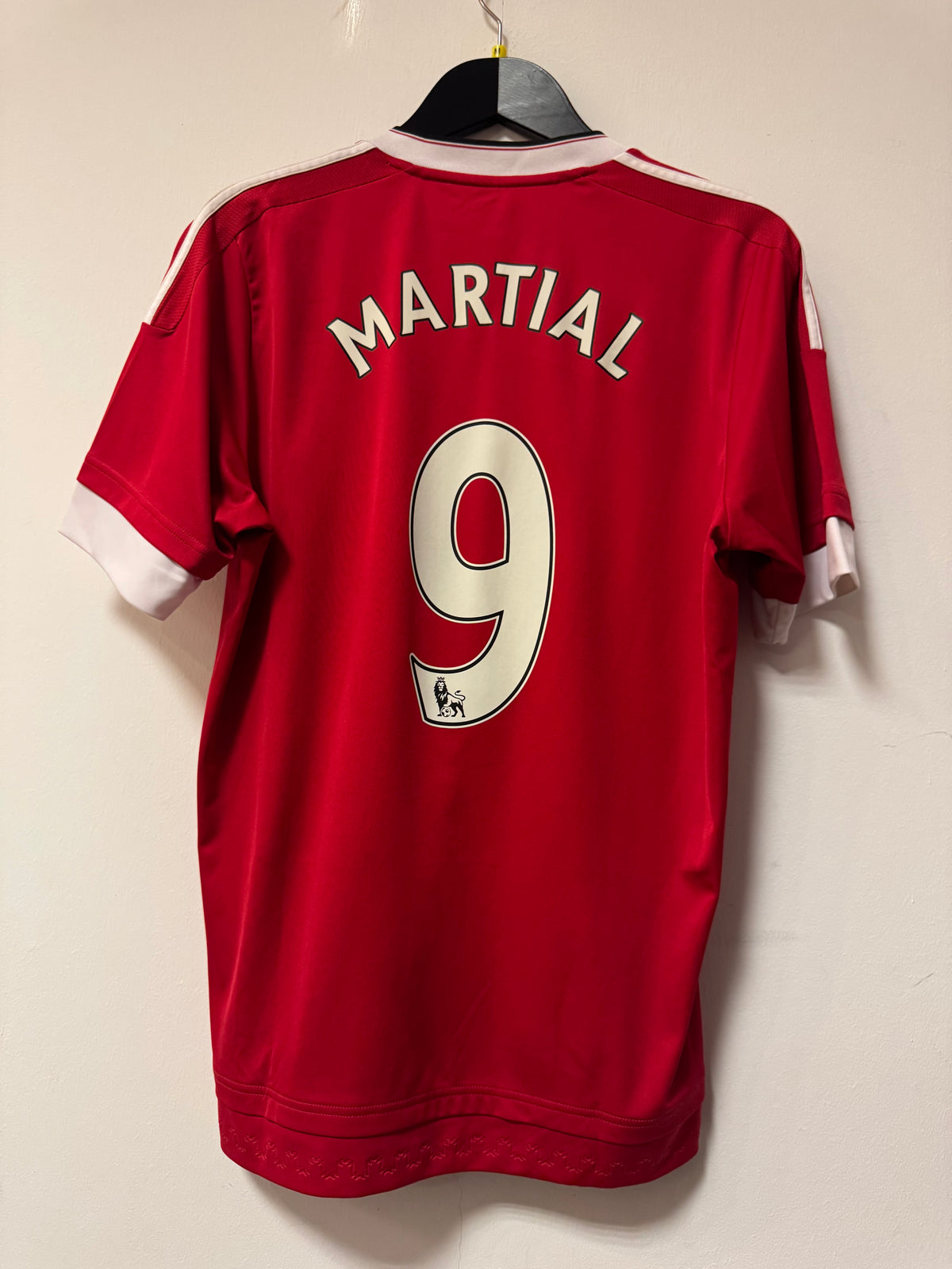 Manchester United 2015-16 Home Kit. #9 Martial. (M)