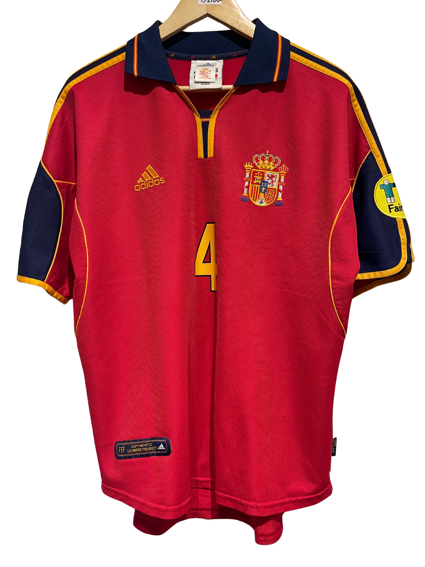 Spain 2000 Home Kit. #4 Guardiola. (M).