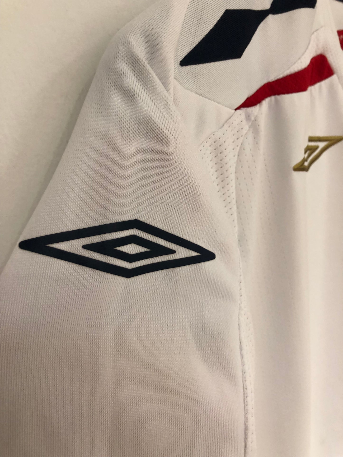 England 2007-09 Home Kit. (M)