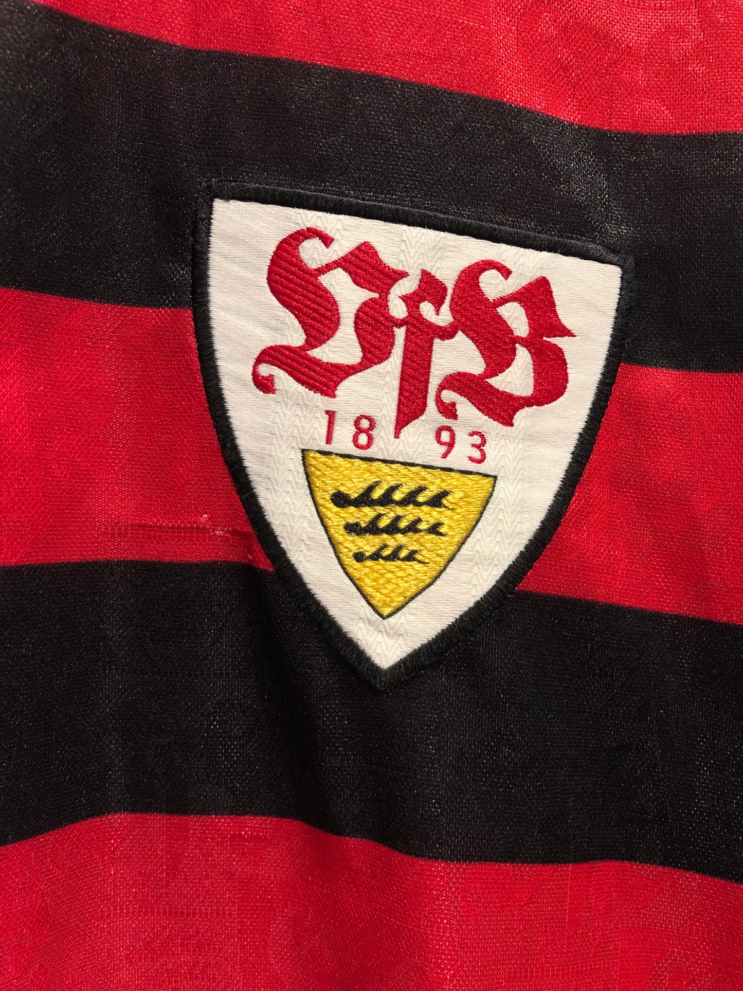 VFB Stuttgart 1997-99 Away Kit Signed by Fredi Bobic. (XL)