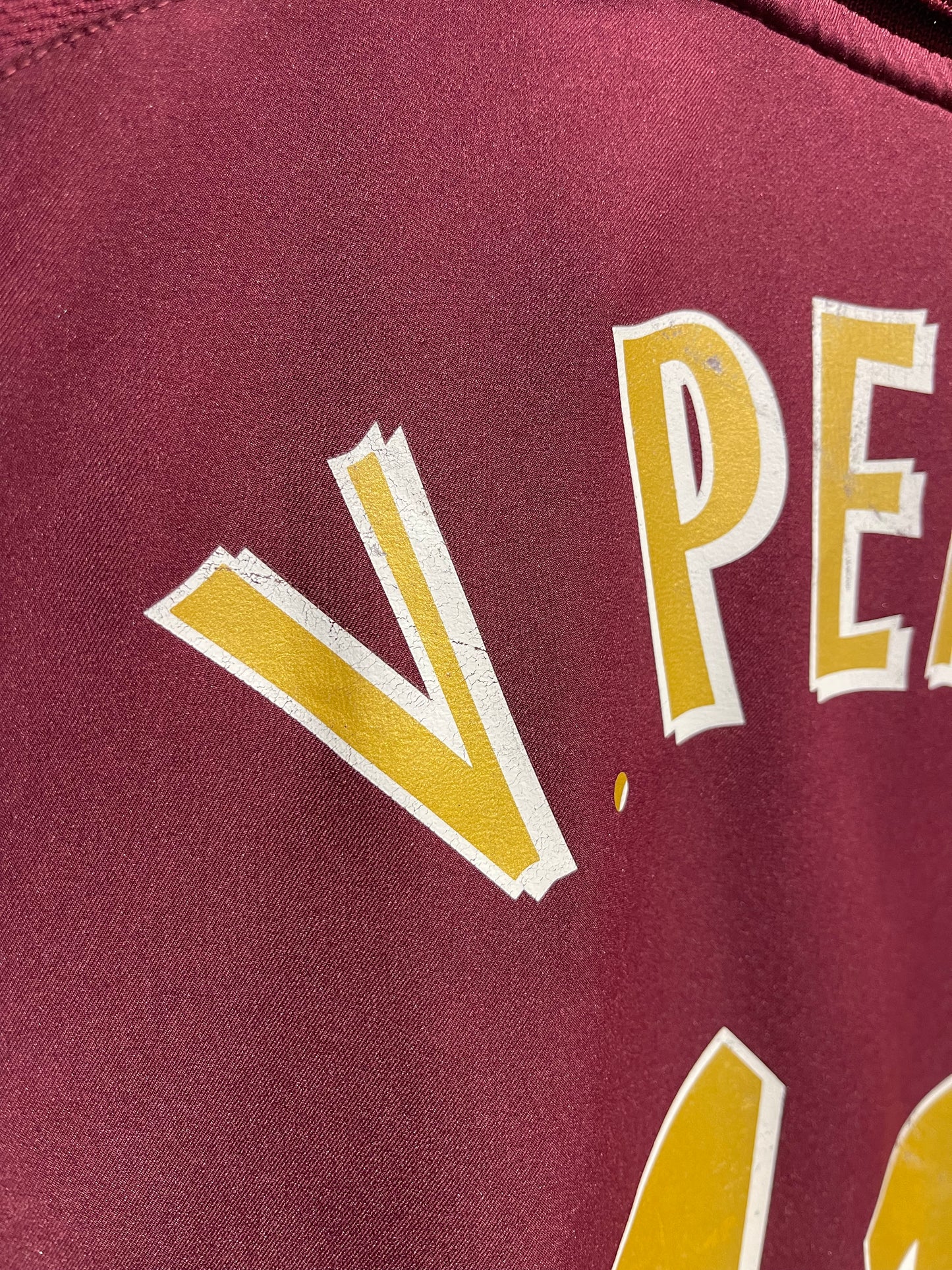 Arsenal 2005-06 Home Kit. #11 Van Persie. (M)