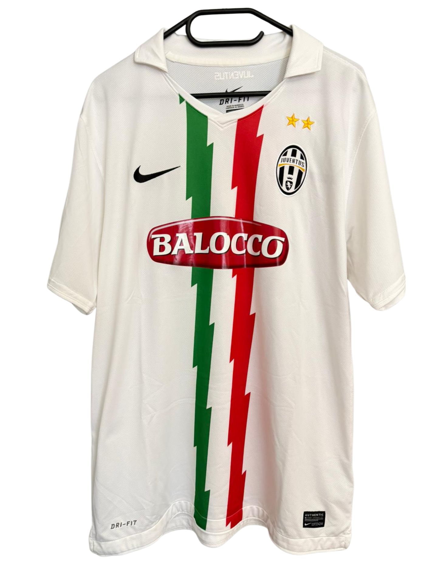 Juventus 2011-12 Away Kit. #14 Aquilani (L)