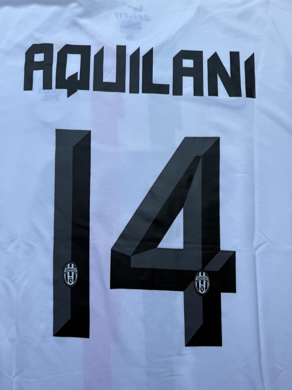 Juventus 2011-12 Away Kit. #14 Aquilani (L)