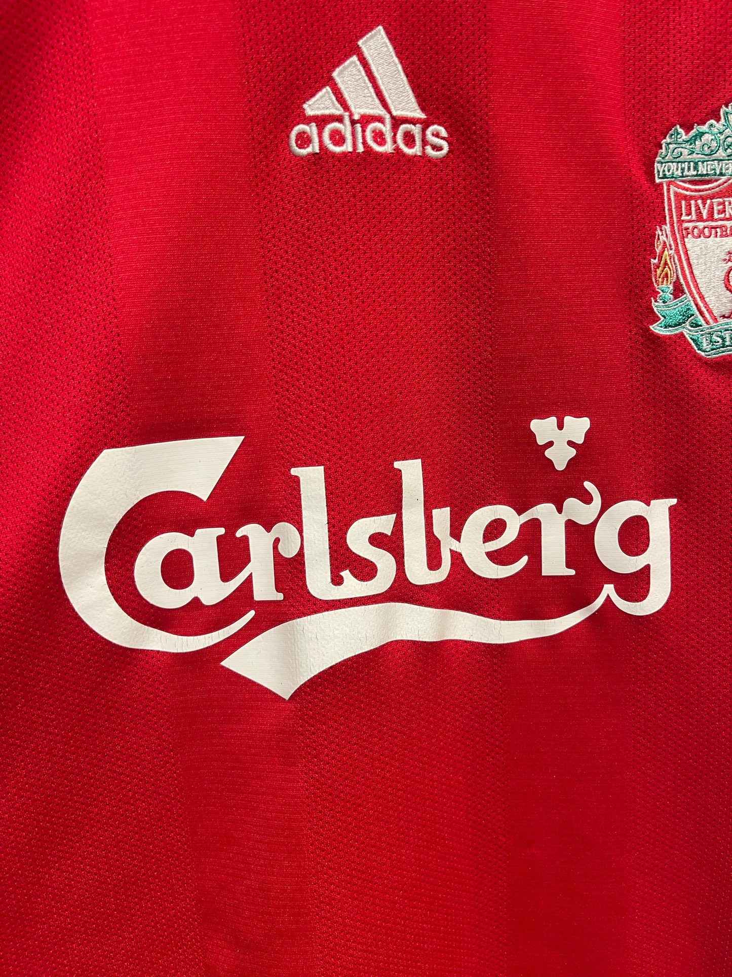 Liverpool FC 2008-10 Home Kit. #8 Gerrard (L)