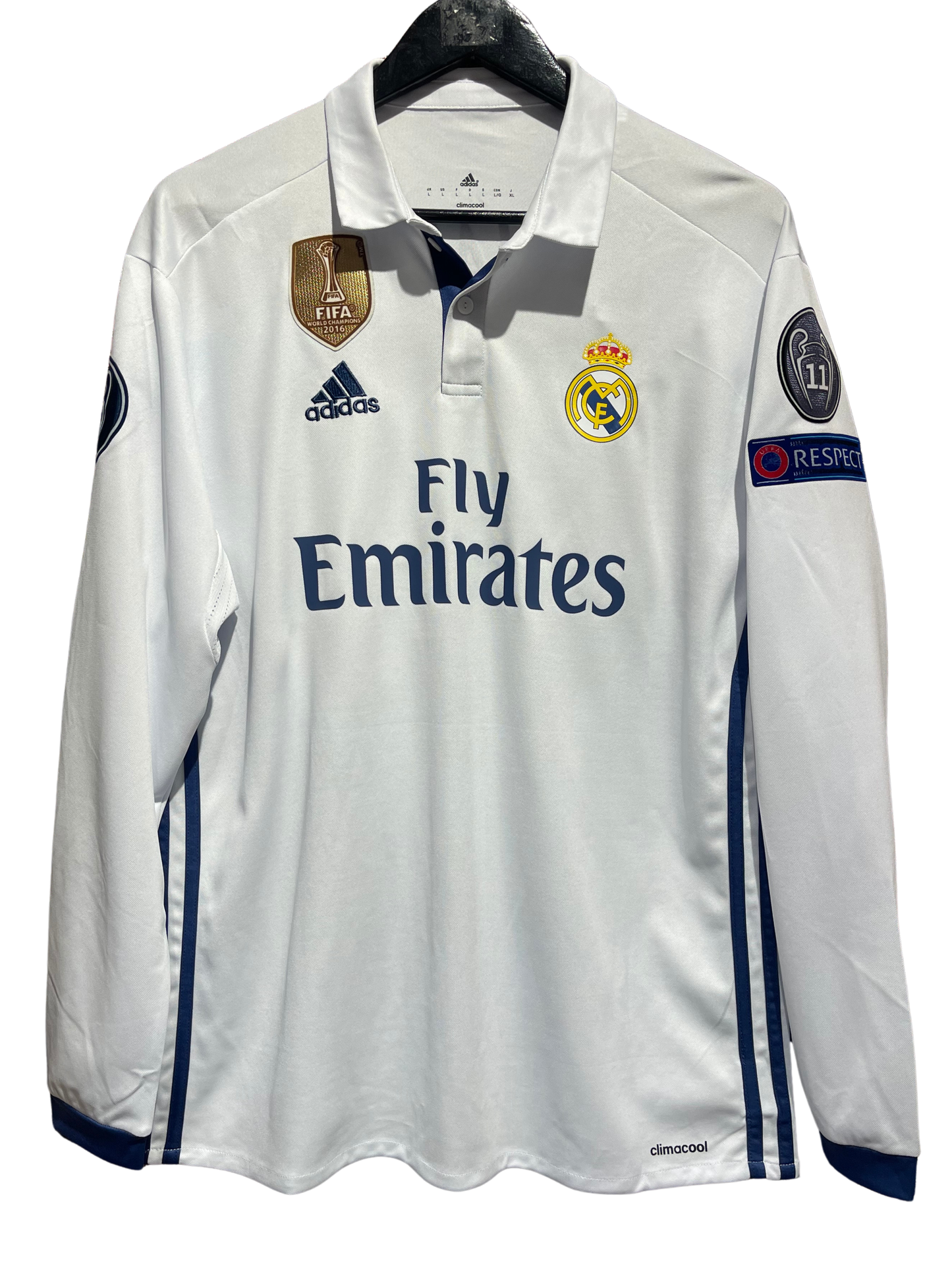 Real Madrid 2016-17 Home Kit. #7 C. Ronaldo. (L)