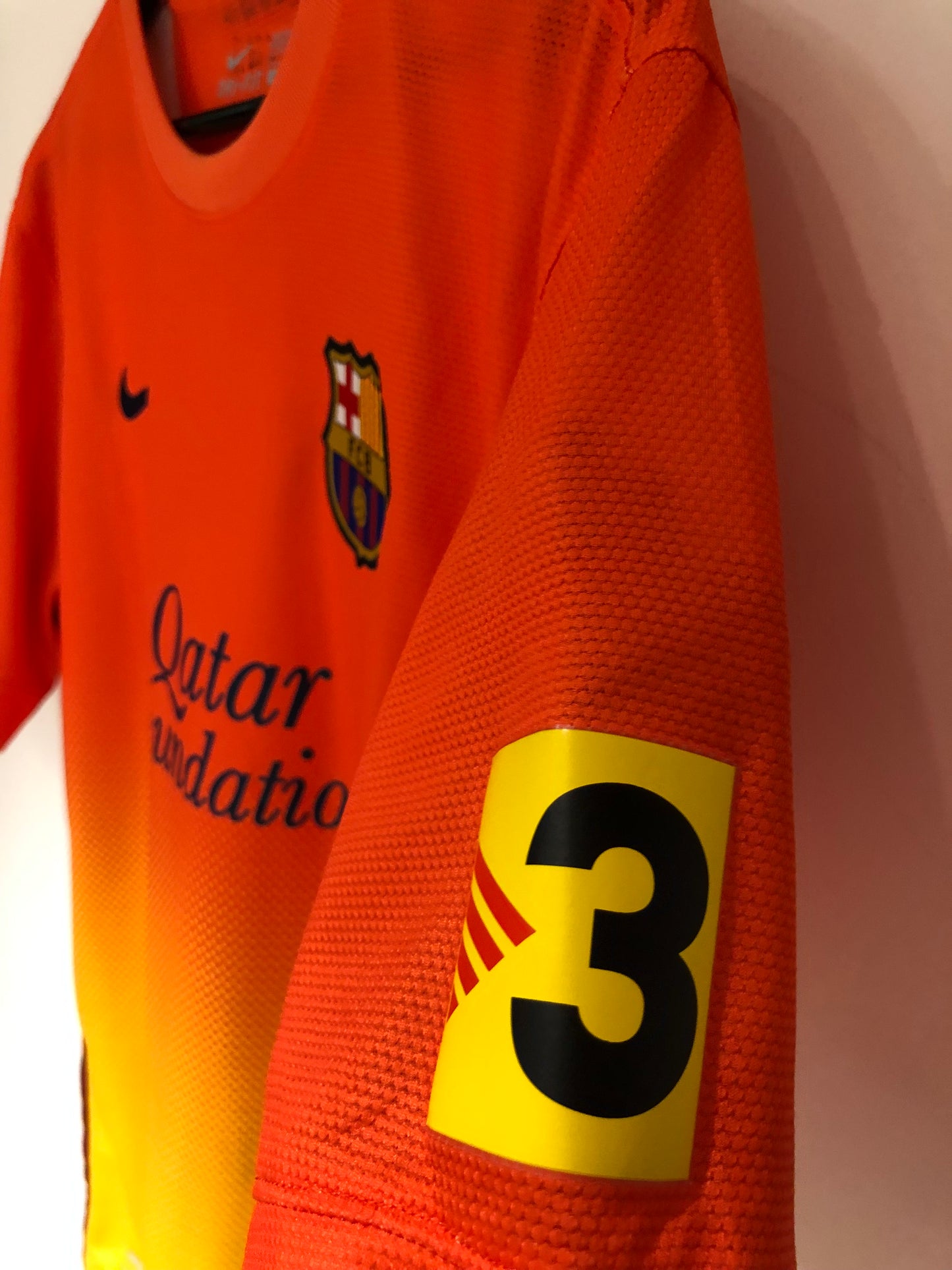 FC Barcelona 2012-13 Away Kit. (L)