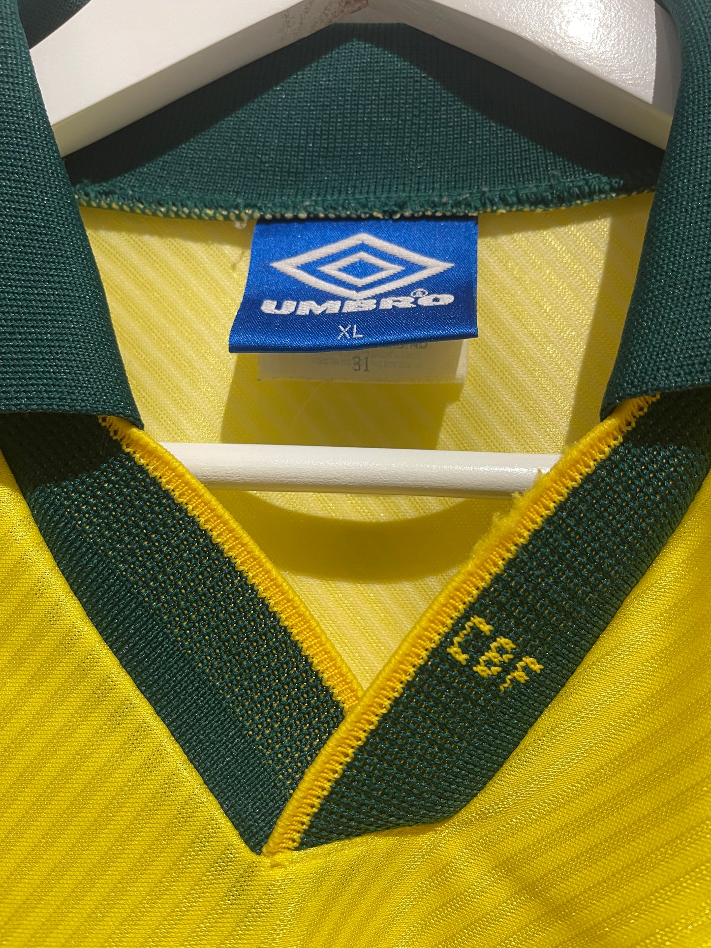 Brazil 1994 Home Kit. (XL)