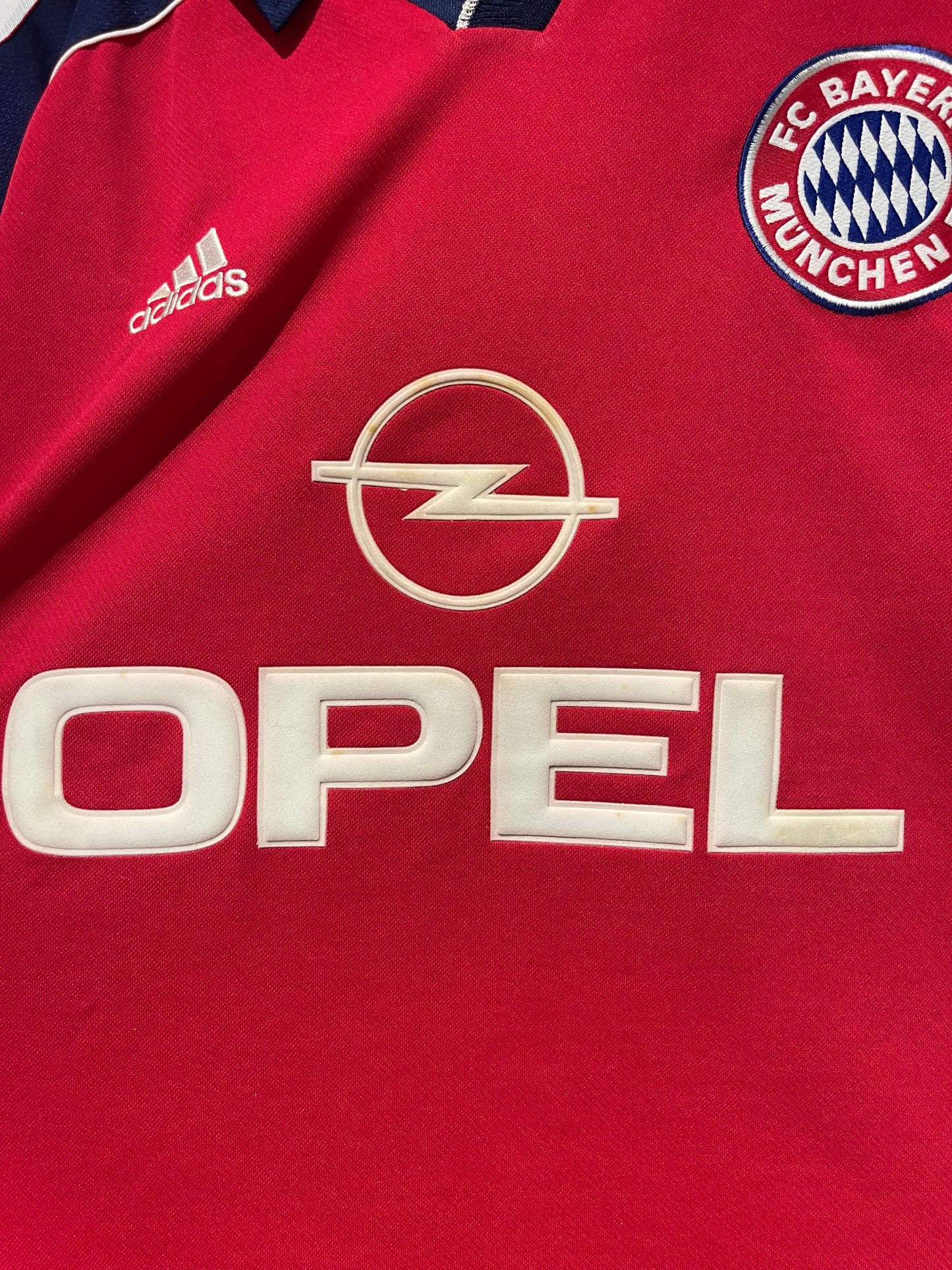 Bayern München 1999-01 Home Kit. #19 Jancker (XL).