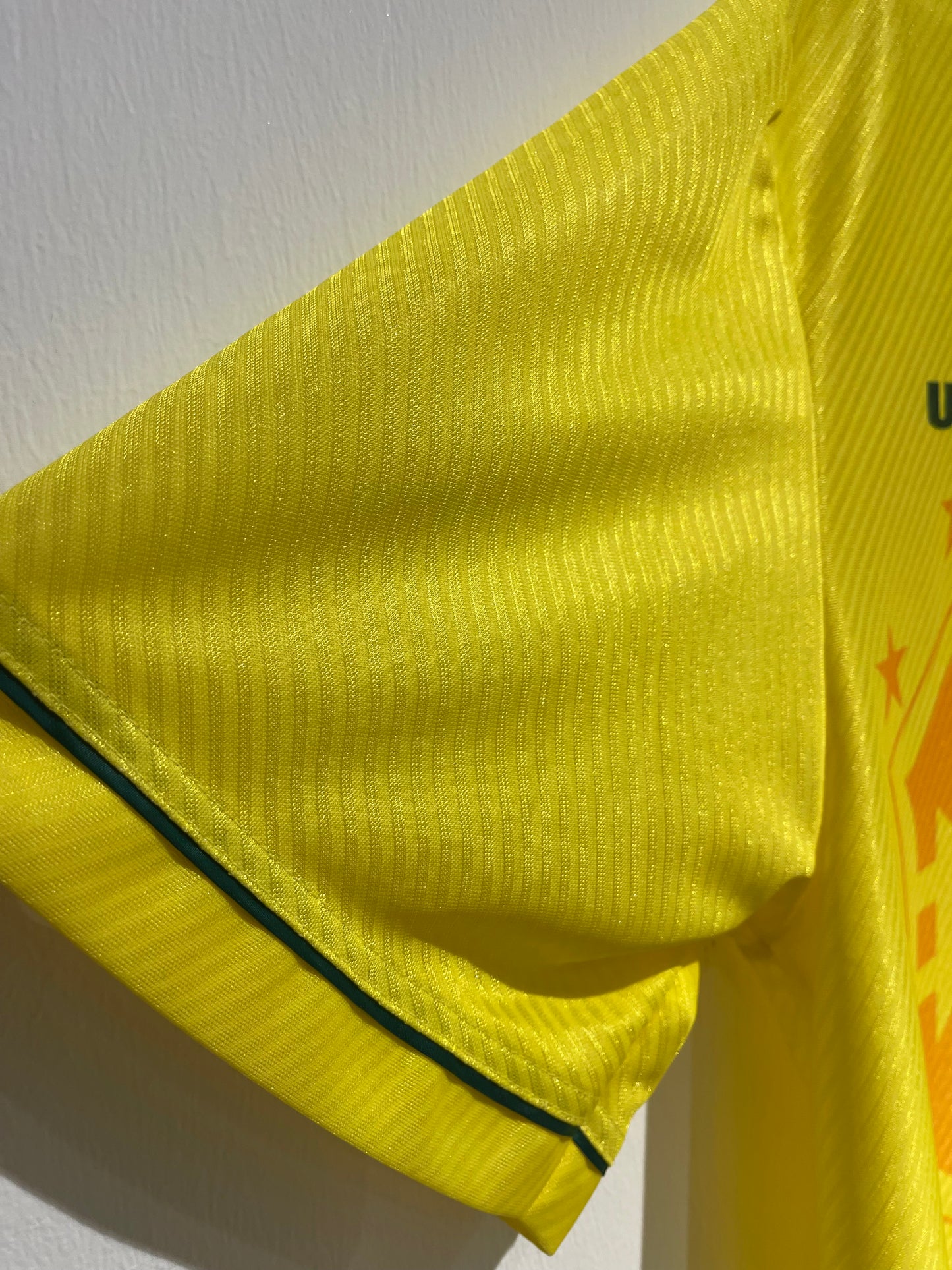 Brazil 1994 Home Kit. (XL)