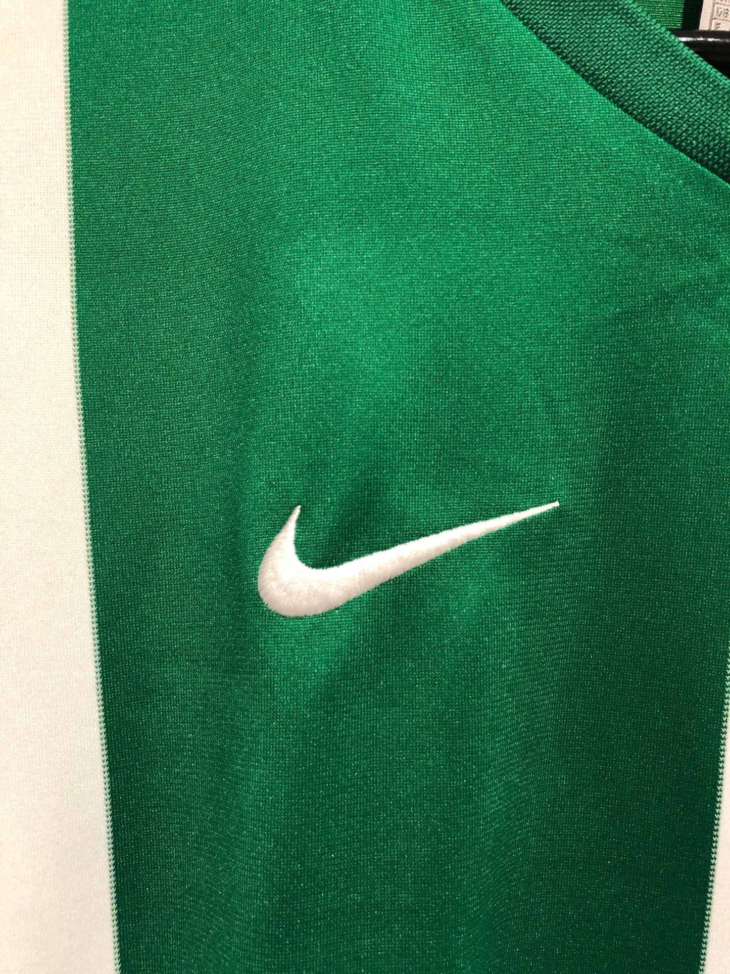 VFL Wolfsburg 2006-07 Home Kit. (2XL)