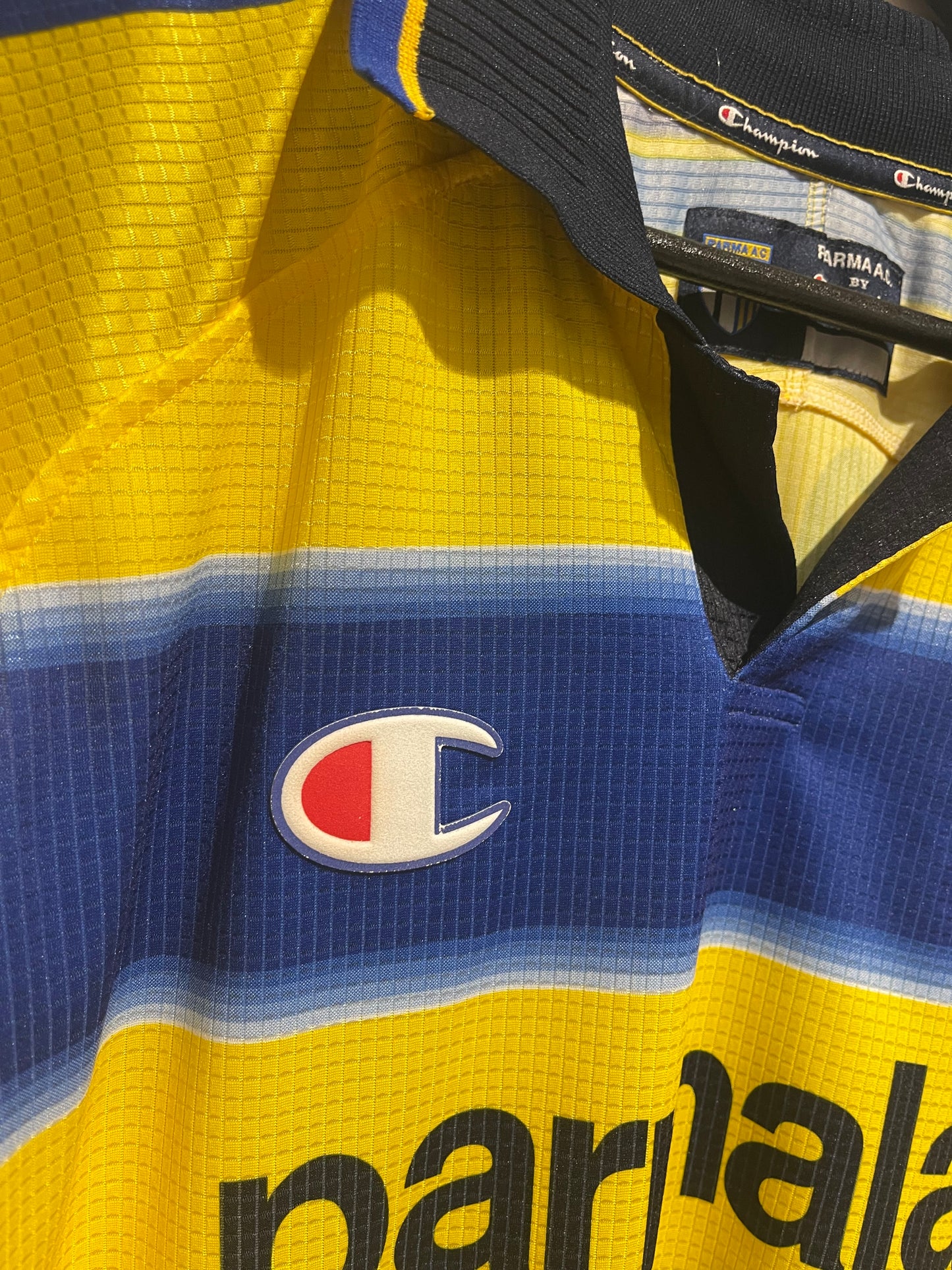 Parma Calcio 1999-00 Home Kit. #11 Amoroso. (XL)