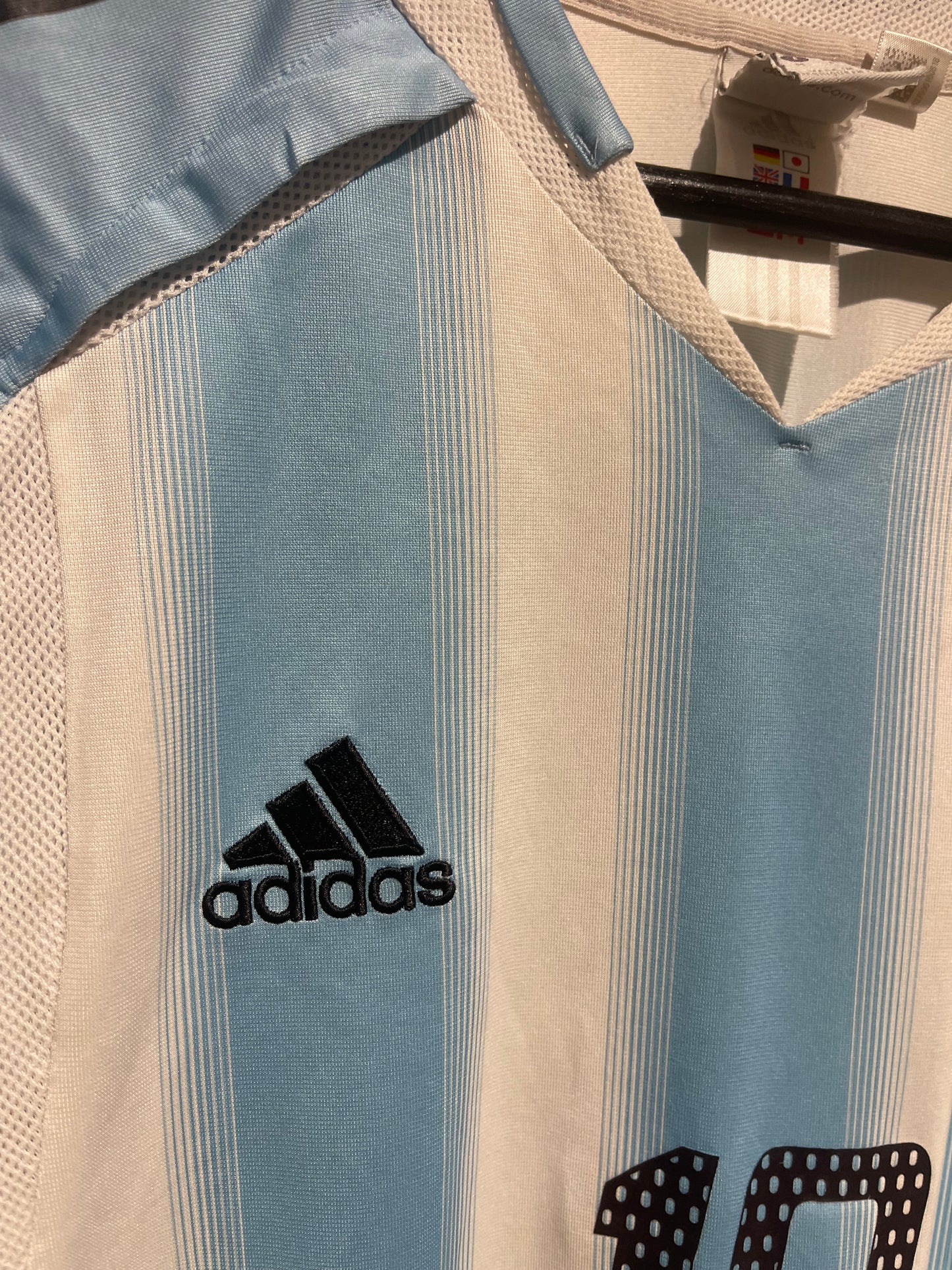 Argentina 2004 Home Kit. (M) #10 Aimar.