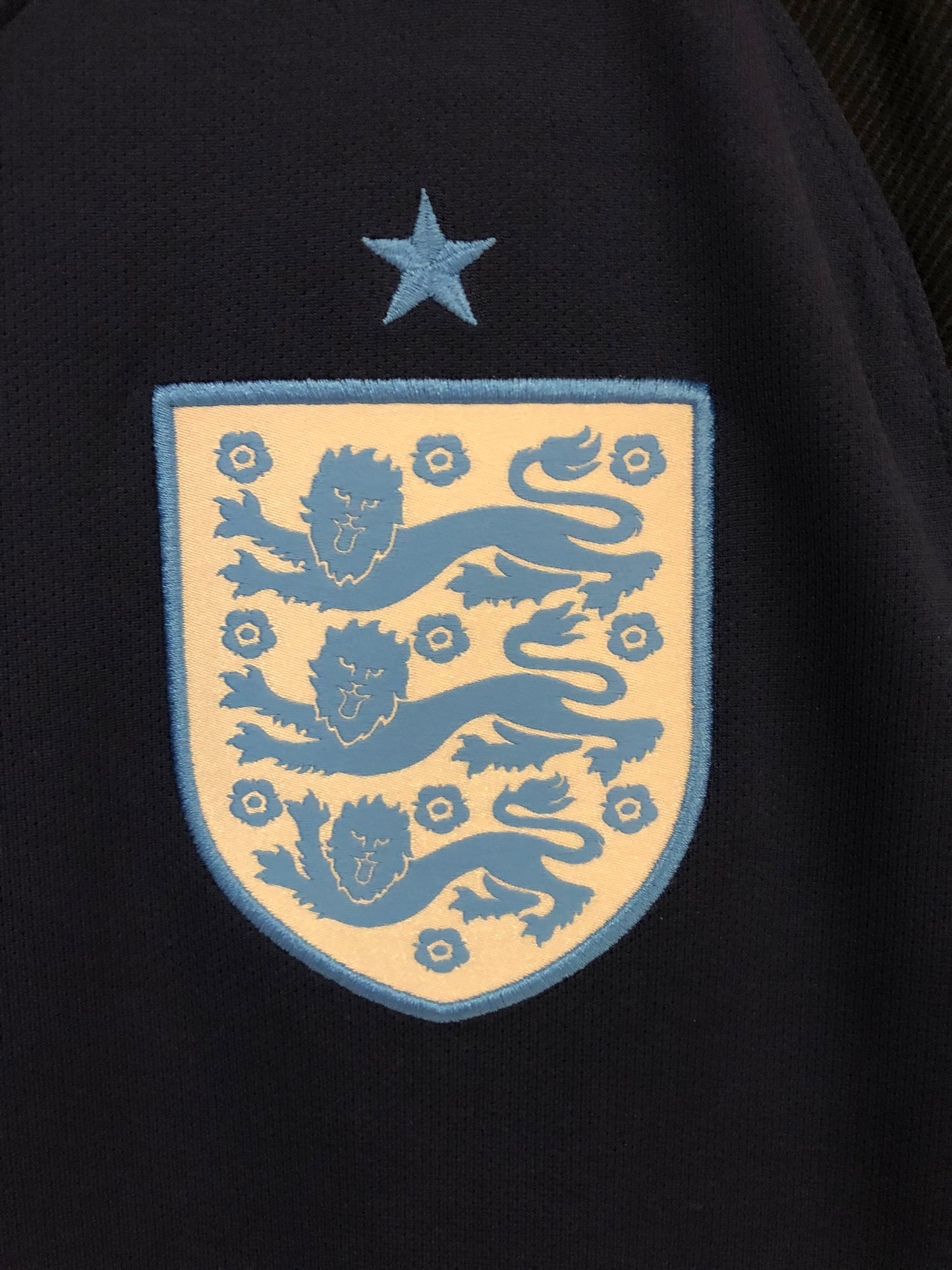 England 2017 Third Kit. (S)