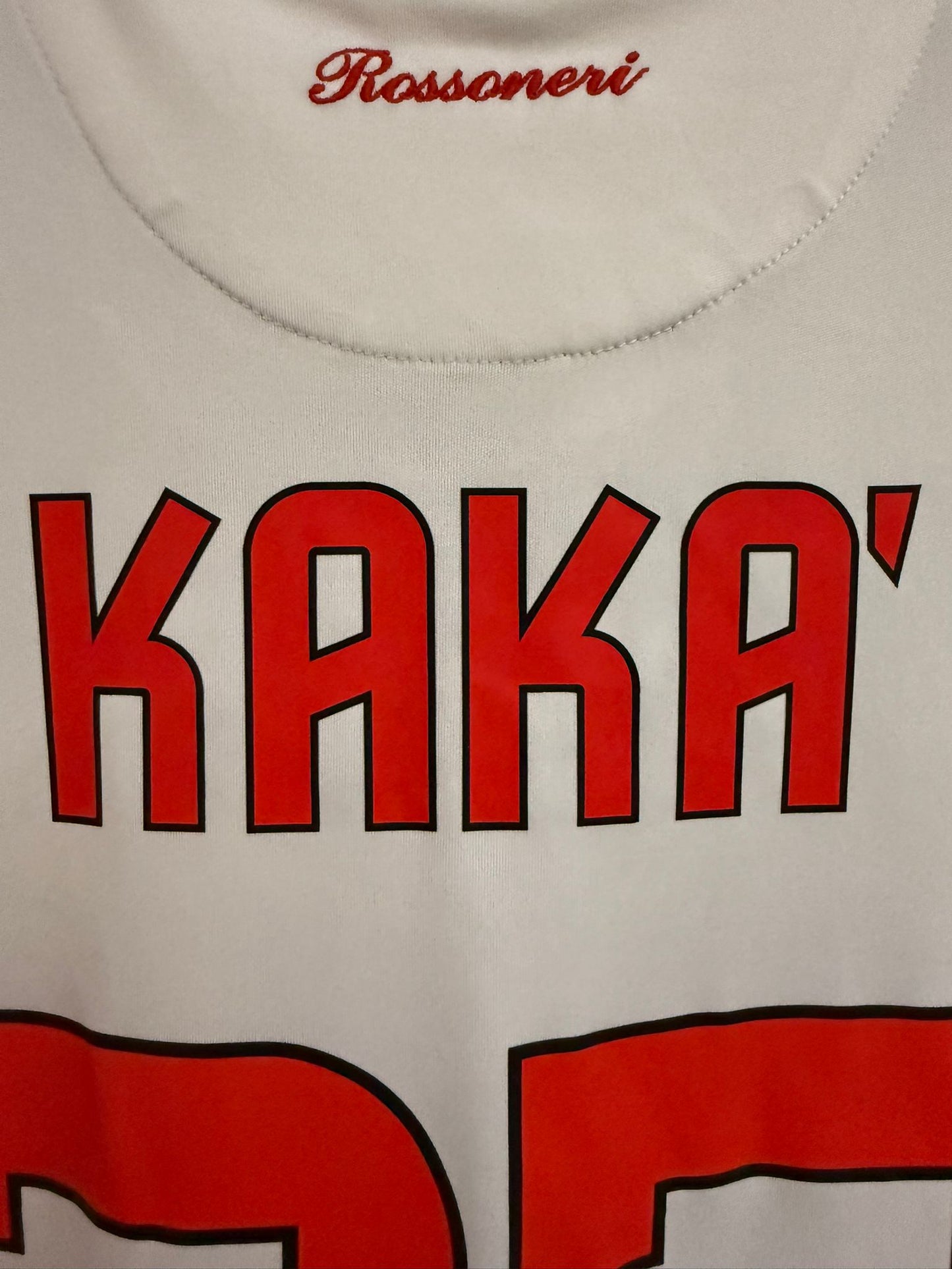 AC Milan 2008-09 Away Kit. #22 R. Kaká.